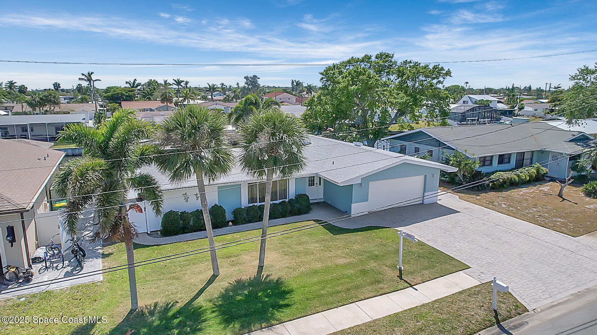 1695 Rochelle Parkway