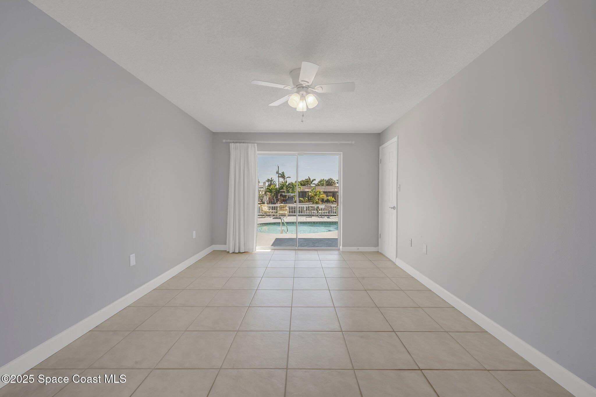 1695 Rochelle Parkway