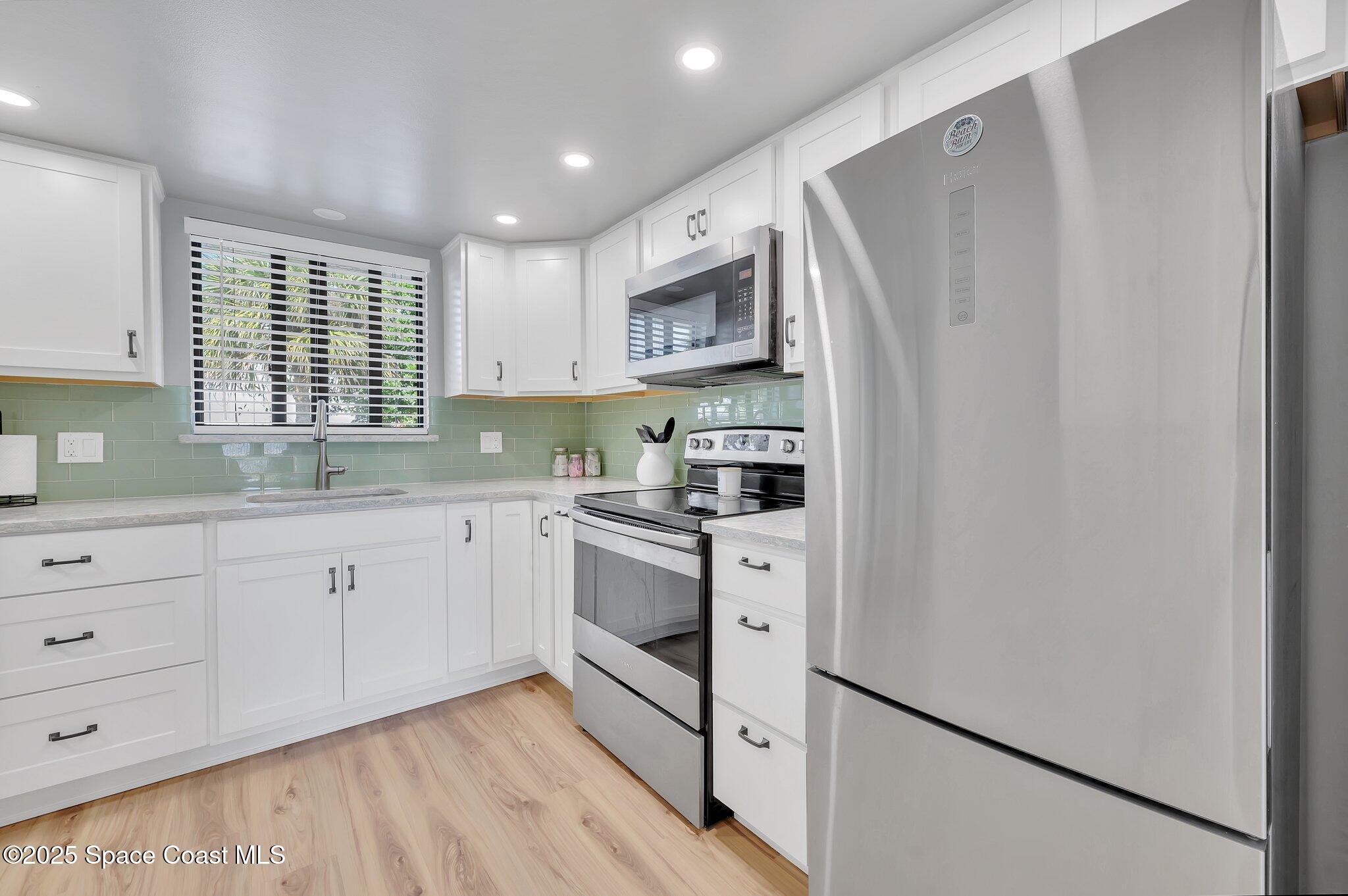 7101 Ridgewood Avenue 104