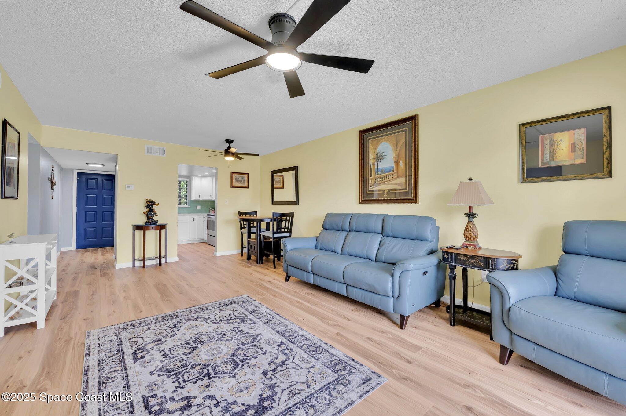 7101 Ridgewood Avenue 104