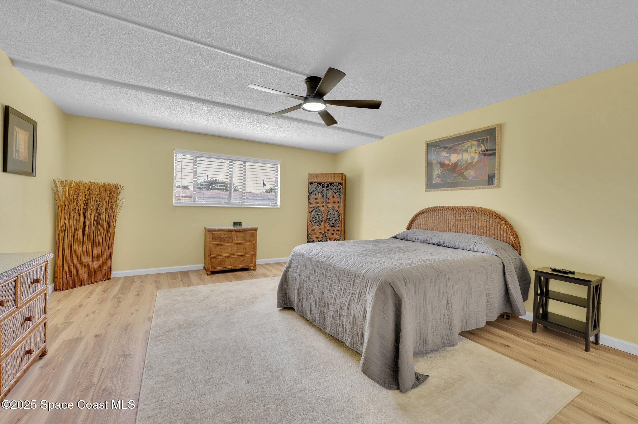 7101 Ridgewood Avenue 104
