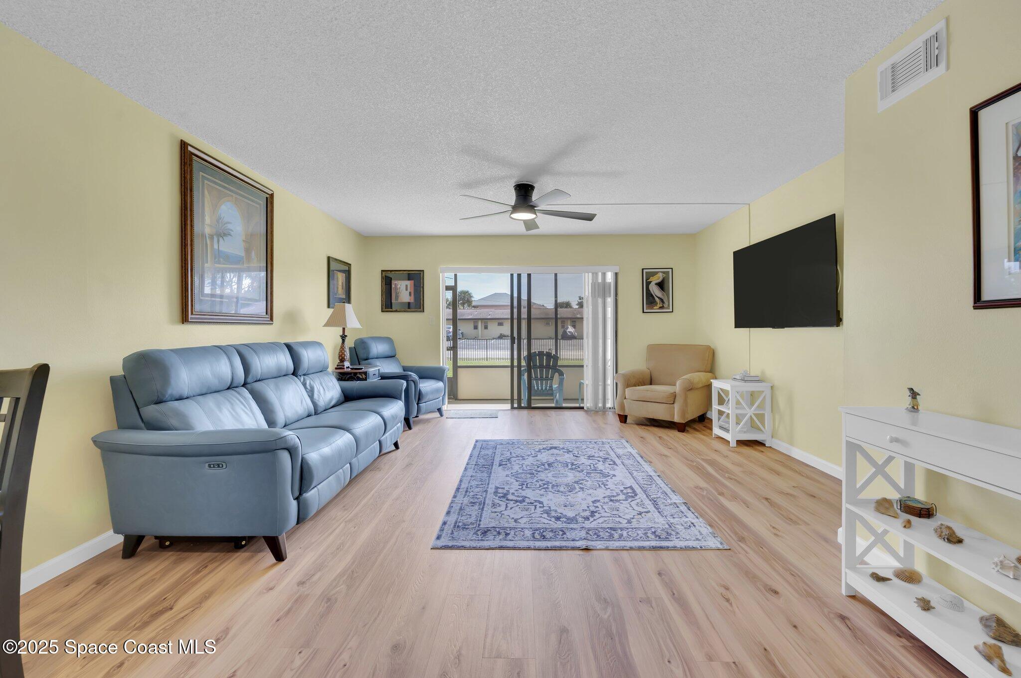 7101 Ridgewood Avenue 104