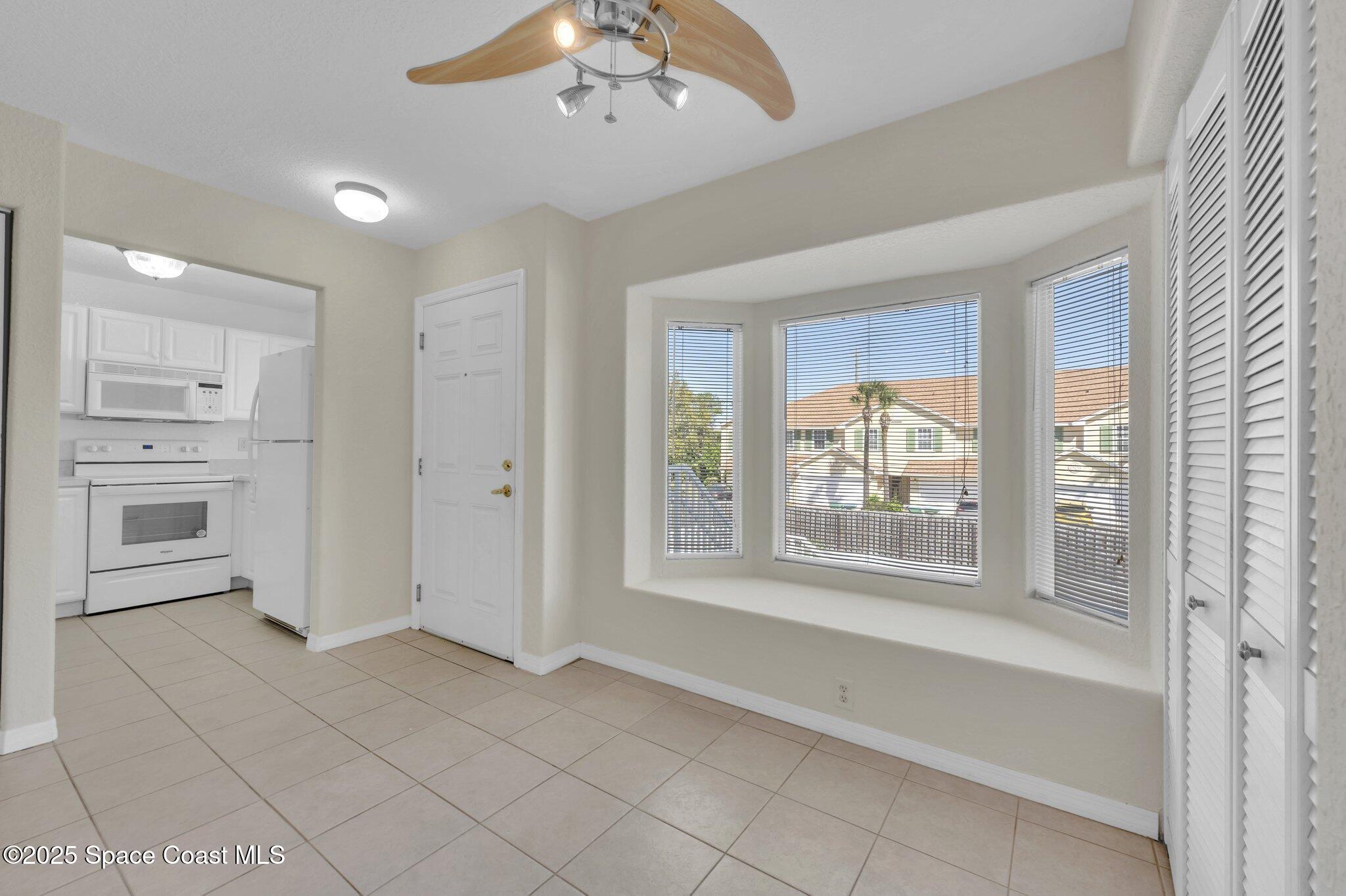 115 Ocean Park Lane V290