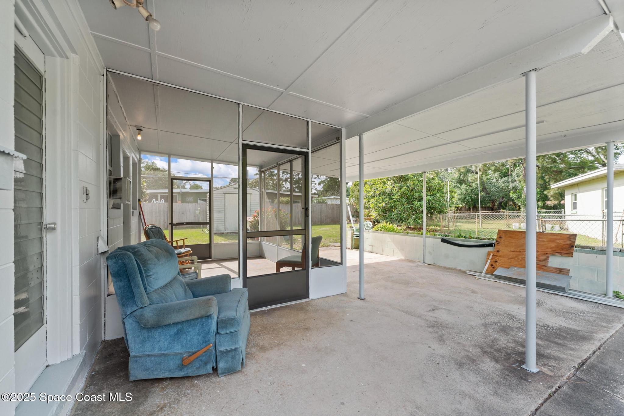 3220 Royal Palm Court