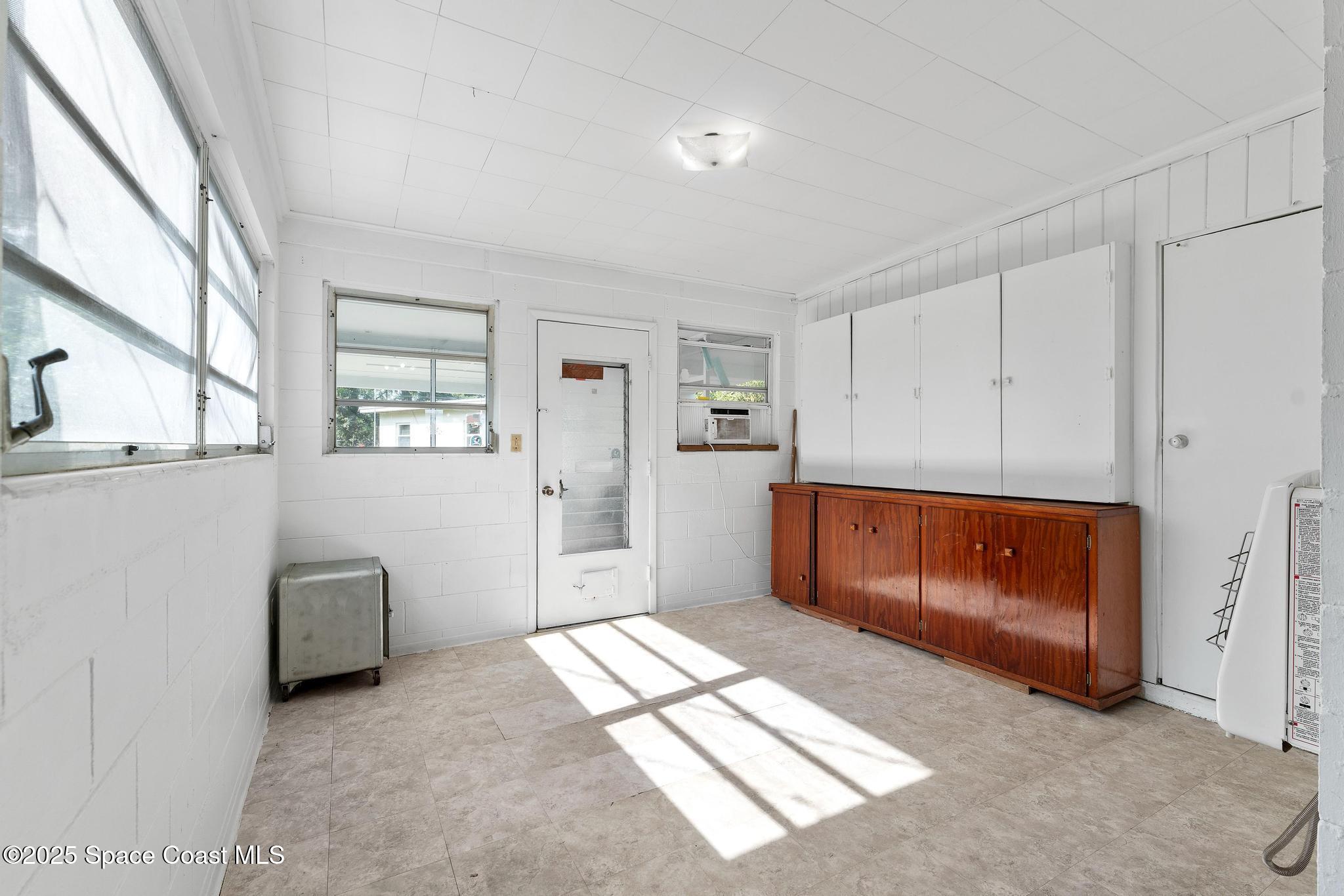 3220 Royal Palm Court