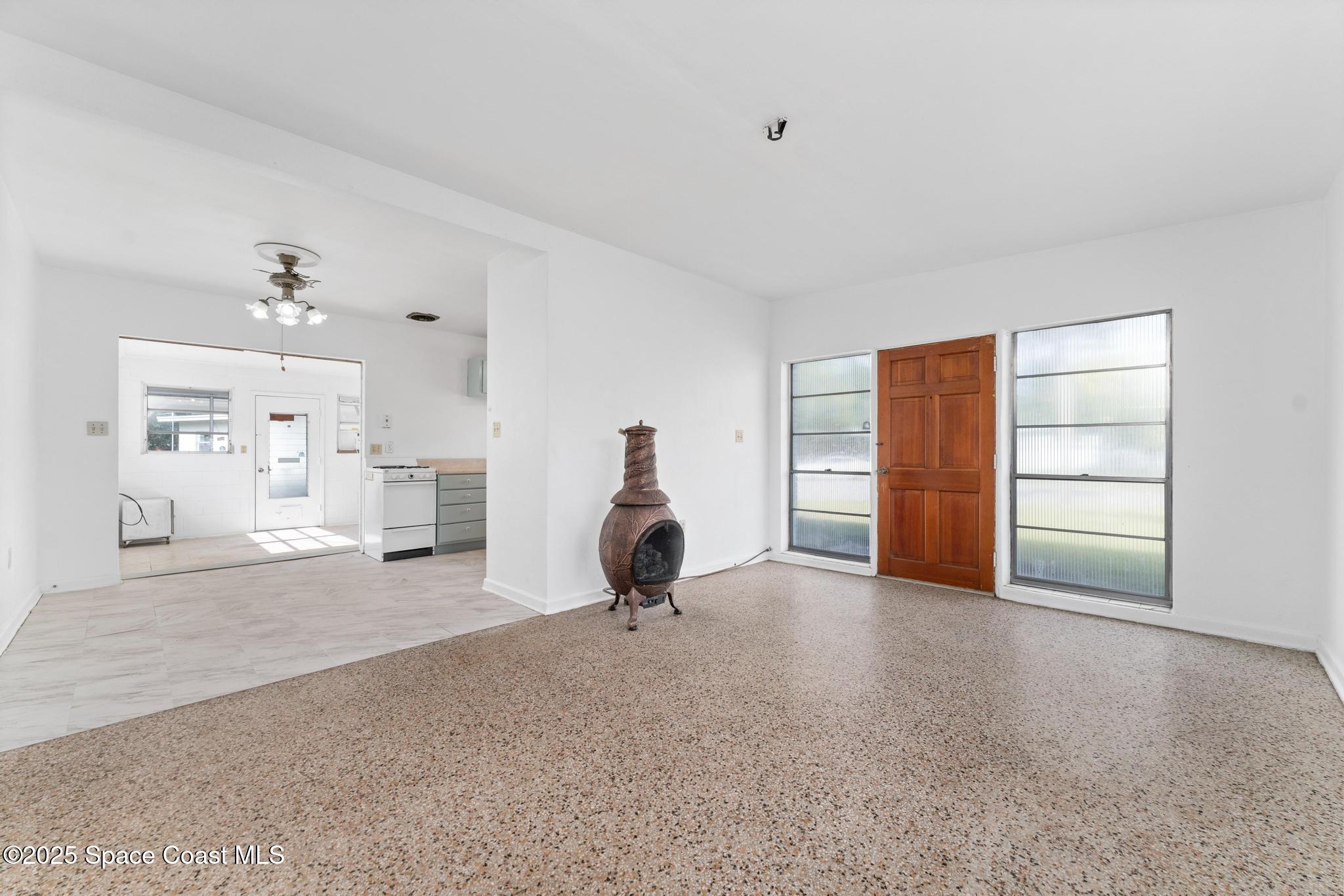 3220 Royal Palm Court