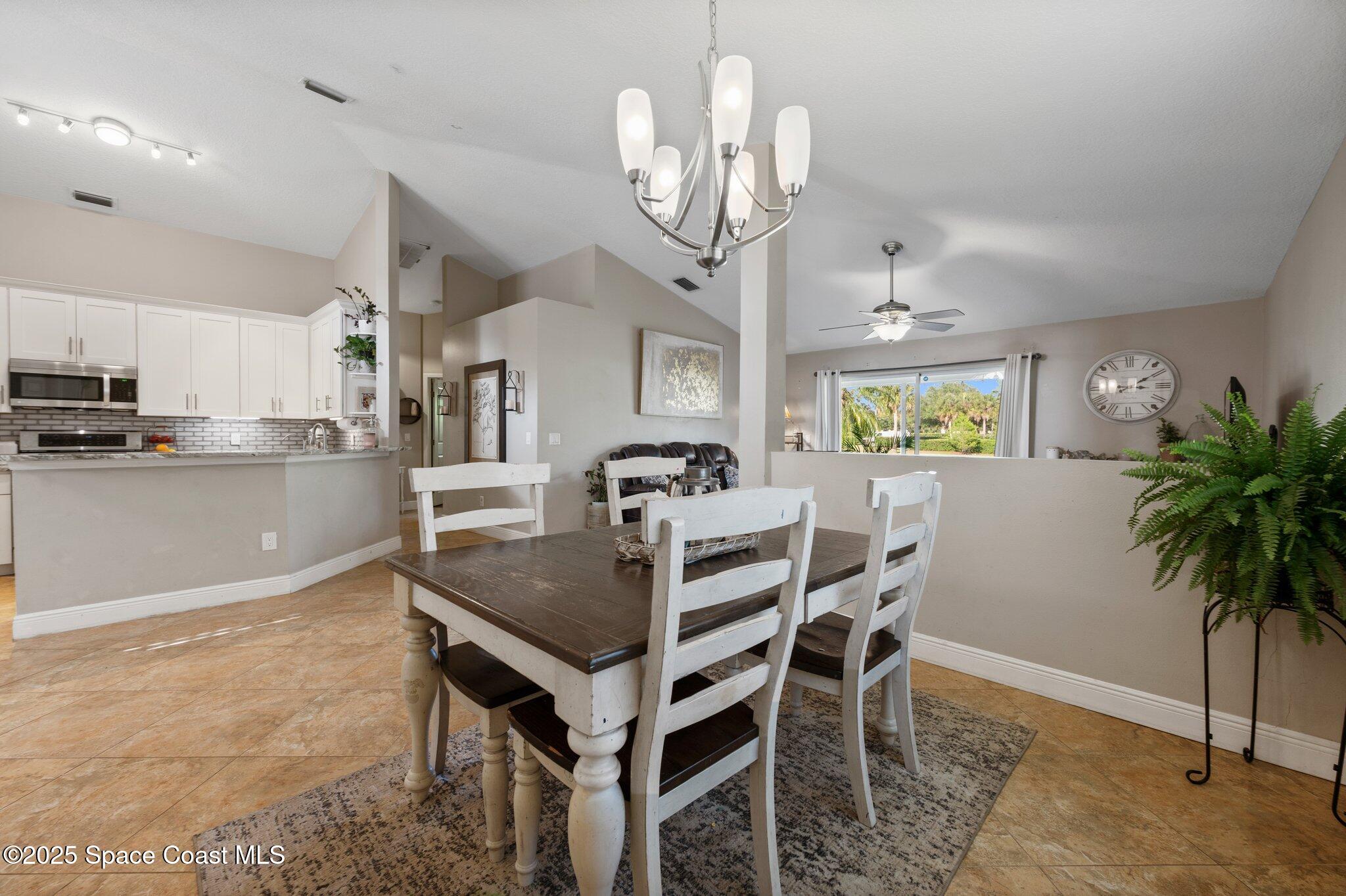 2544 Ventura Circle