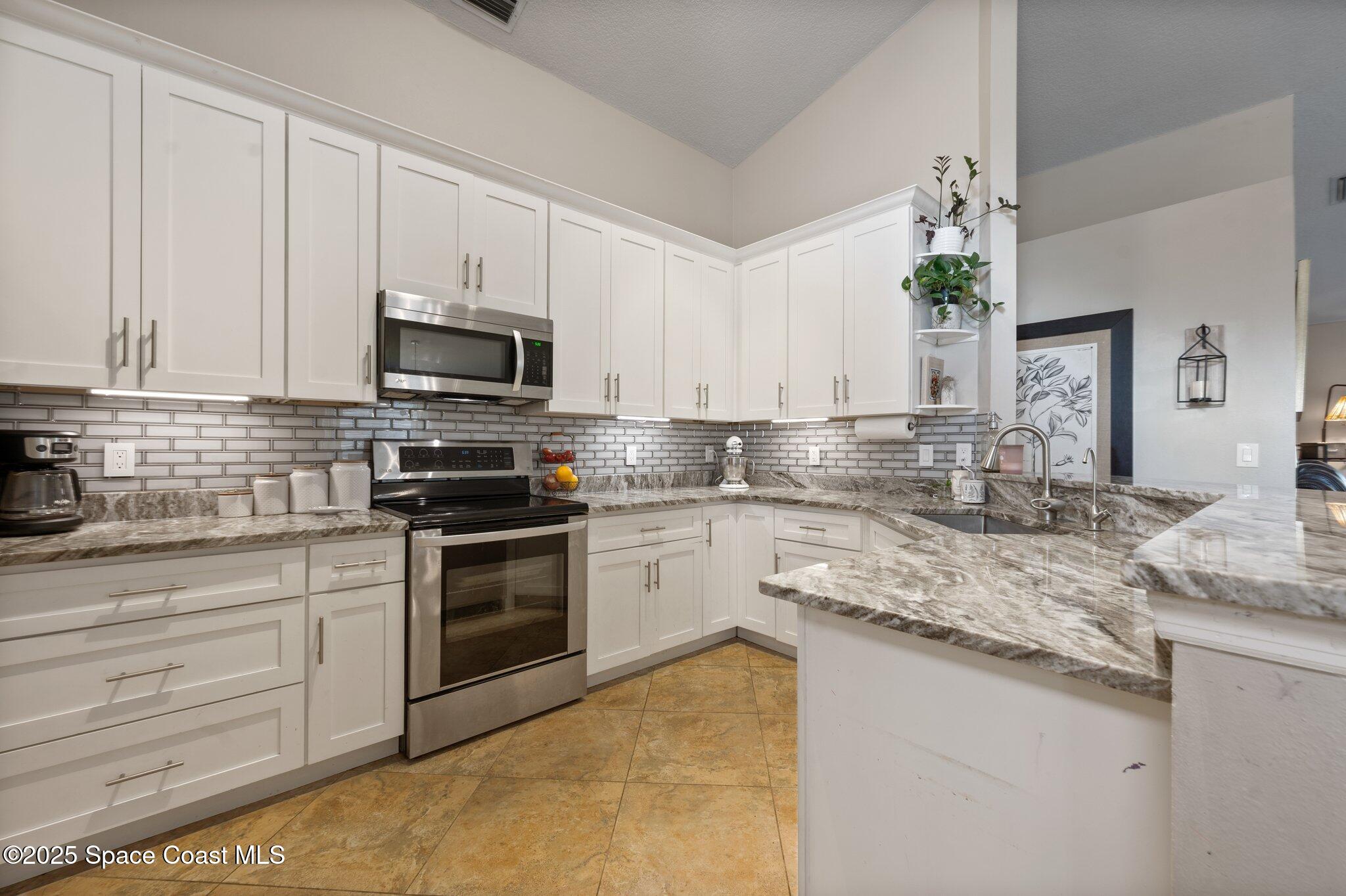 2544 Ventura Circle