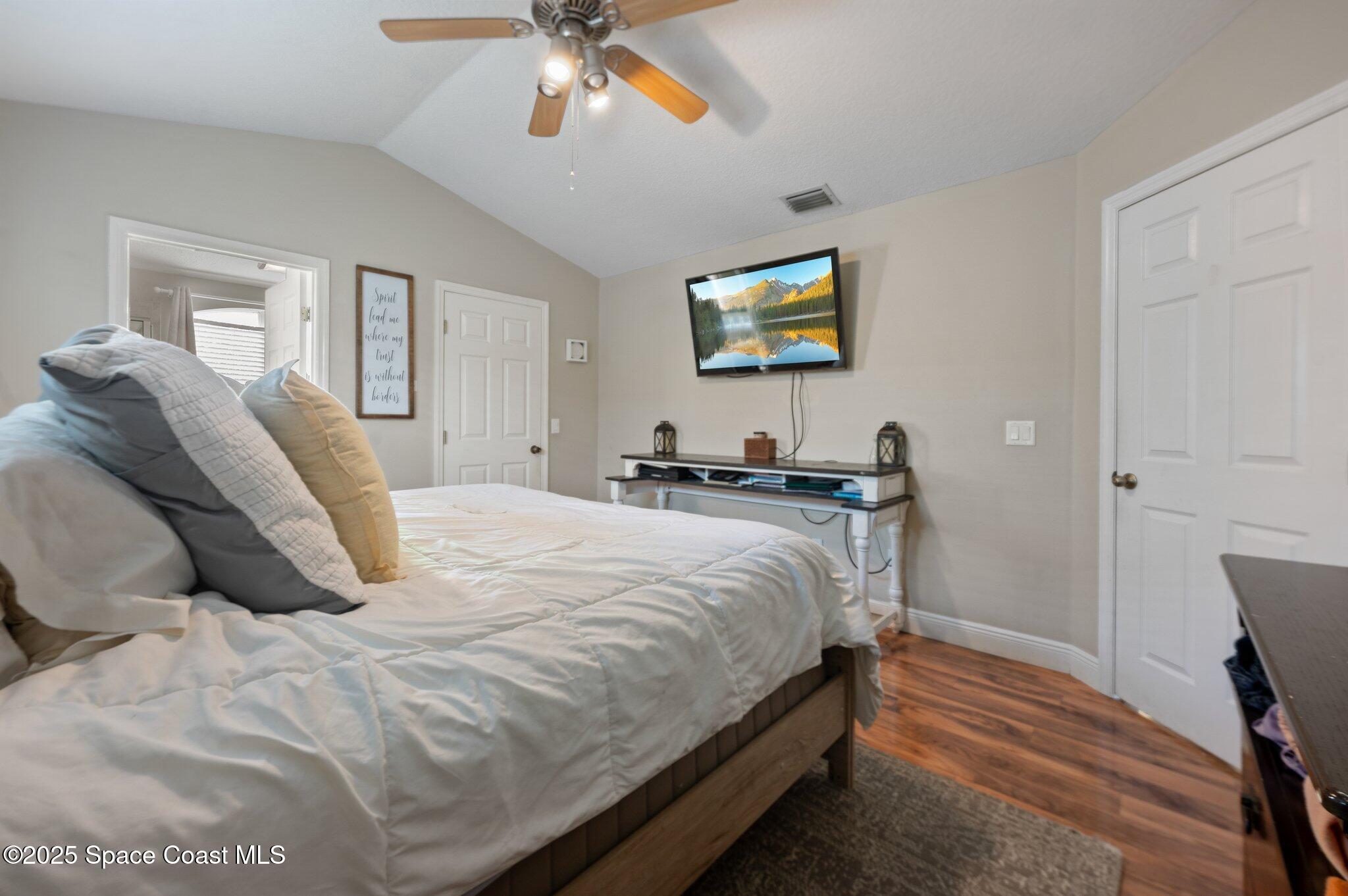 2544 Ventura Circle