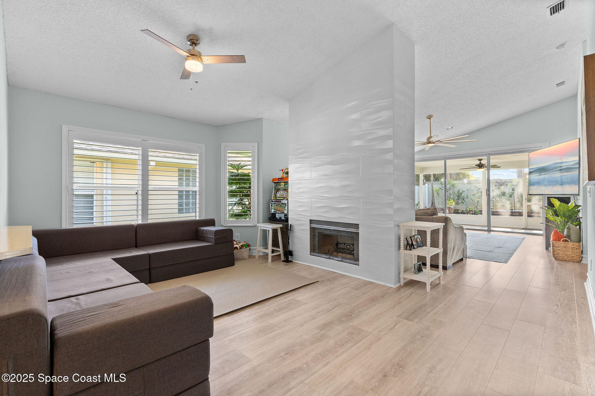 3964 Saint Armens Circle