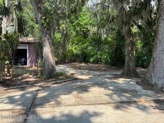 1135 Old Dixie Highway