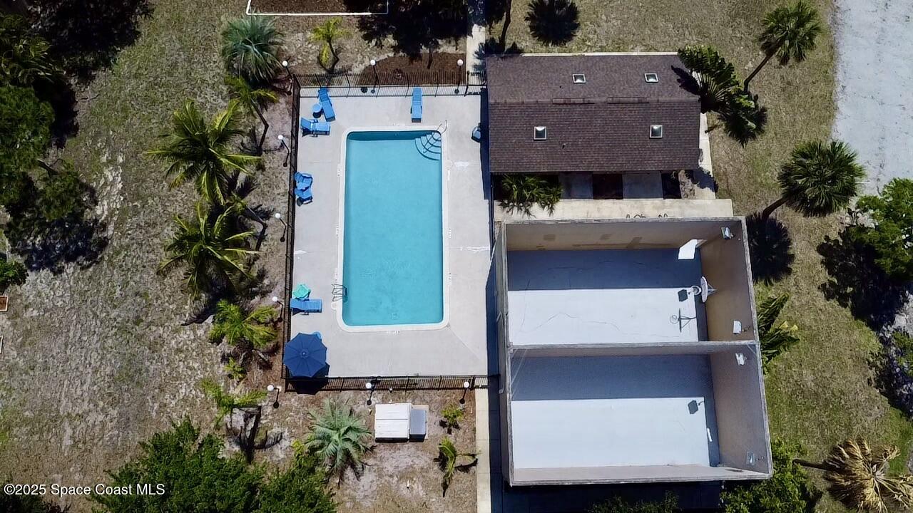 225 Spring Drive, 3