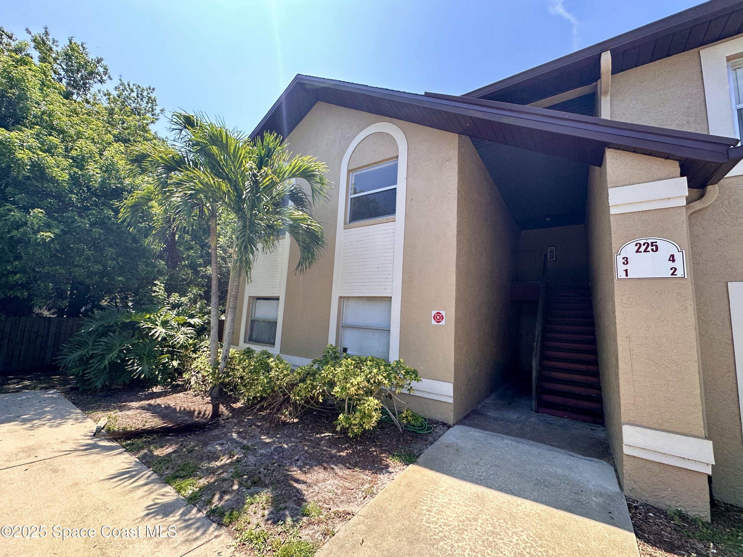 225 Spring Drive, 3