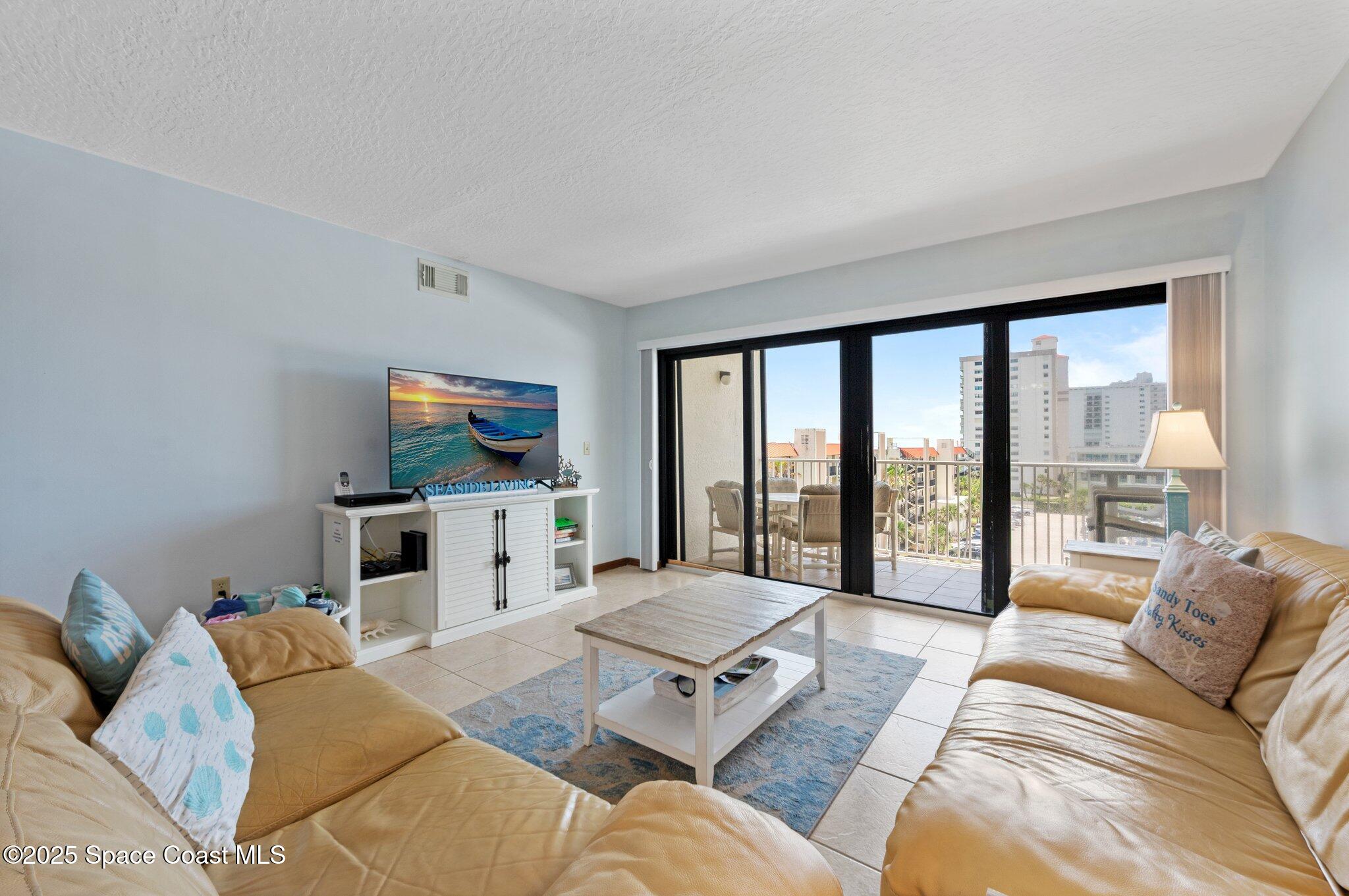 1000 N Atlantic Avenue, 614