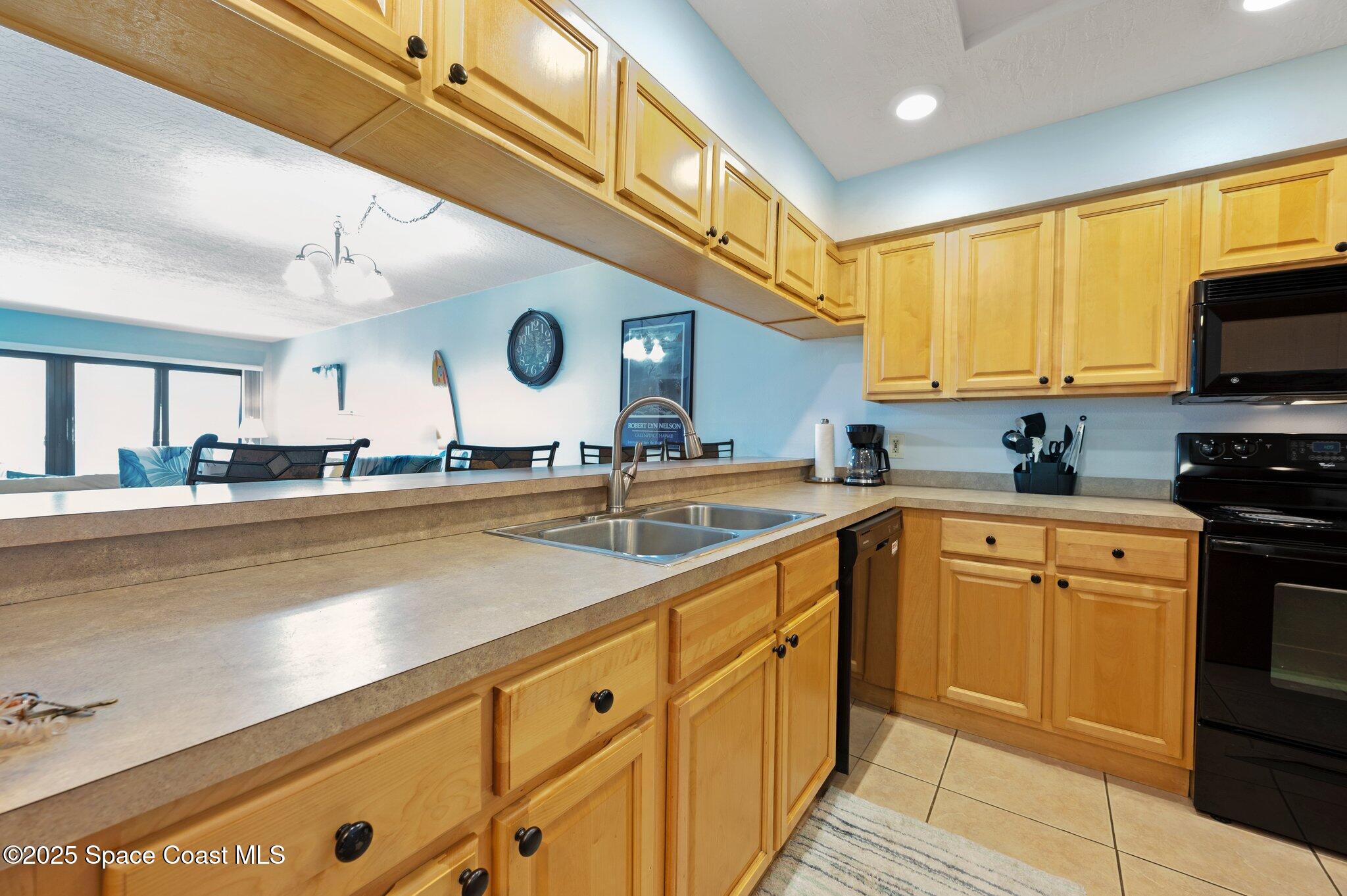 1000 N Atlantic Avenue, 614