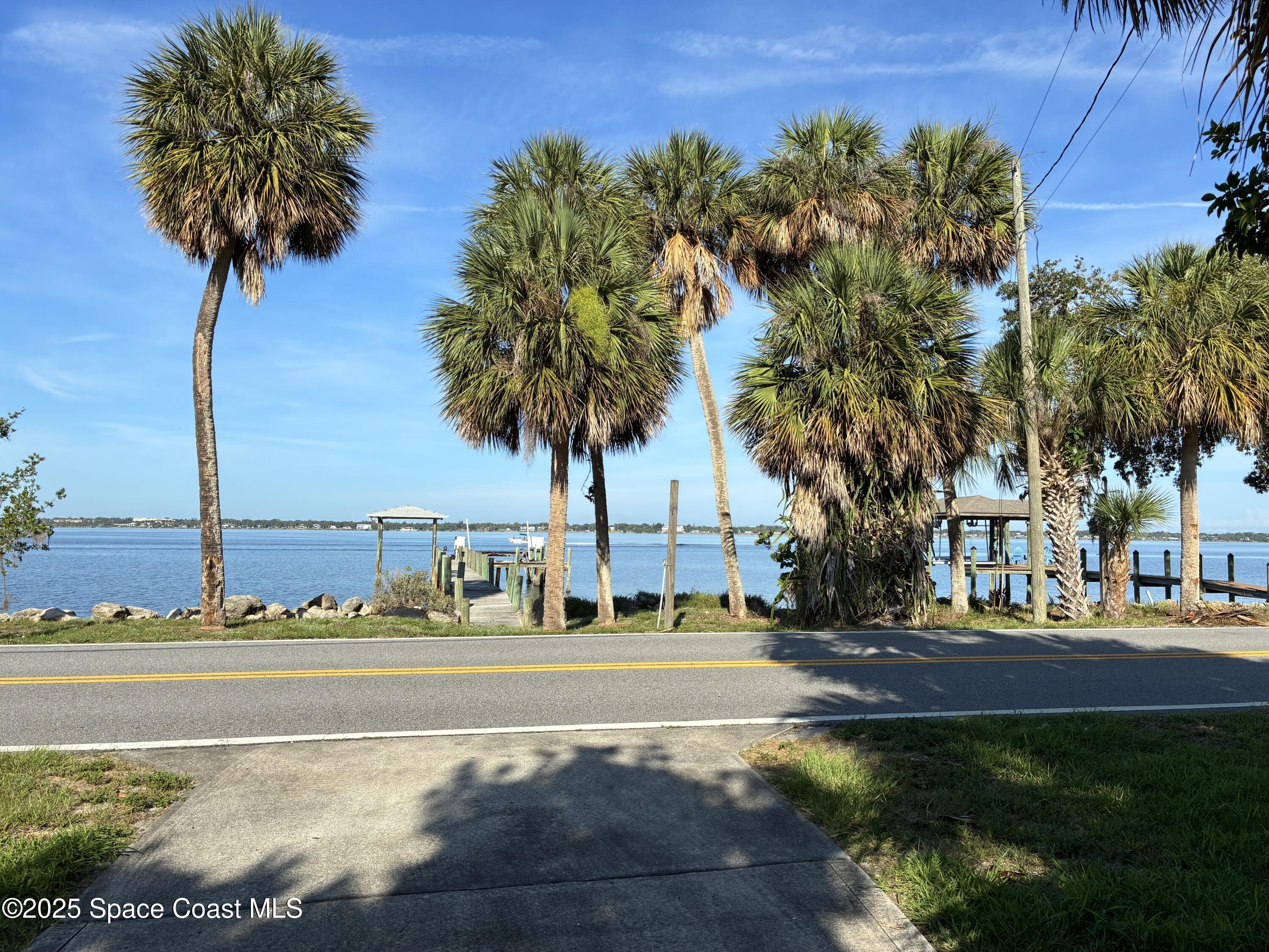 10100 S Tropical Trail