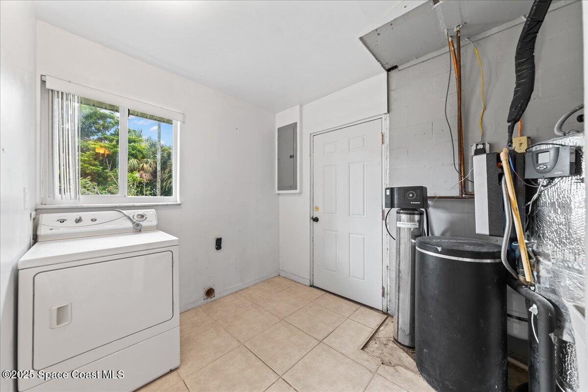 10100 S Tropical Trail