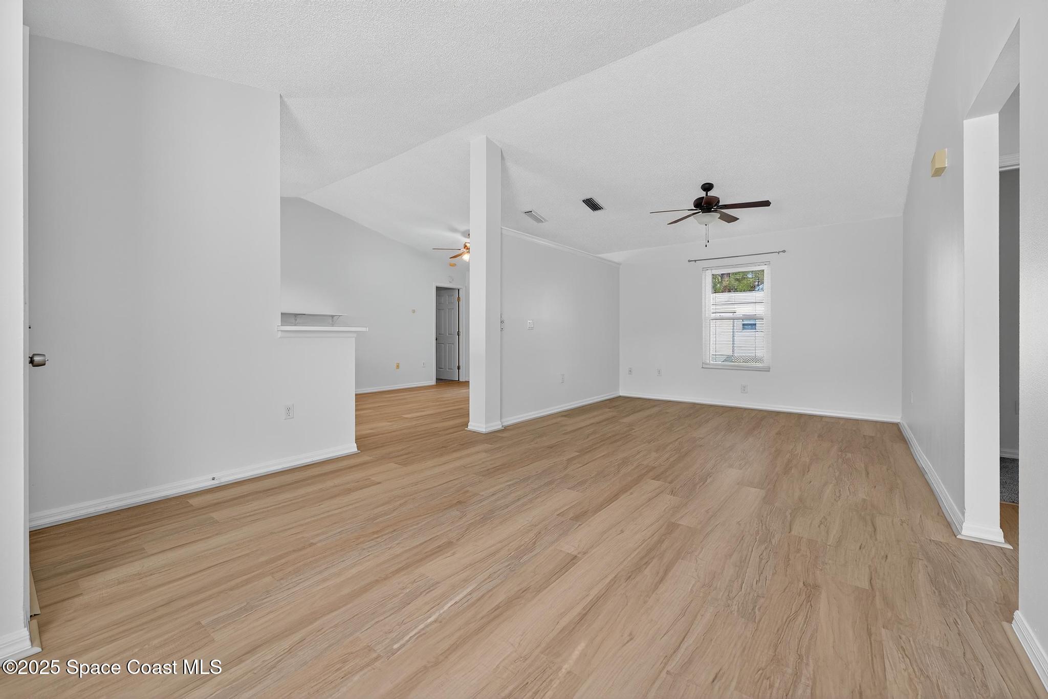 6100 Aires Avenue