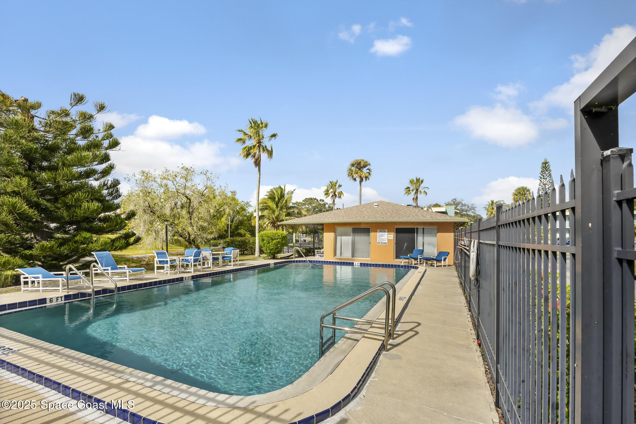 1001 W Eau Gallie Boulevard, 211