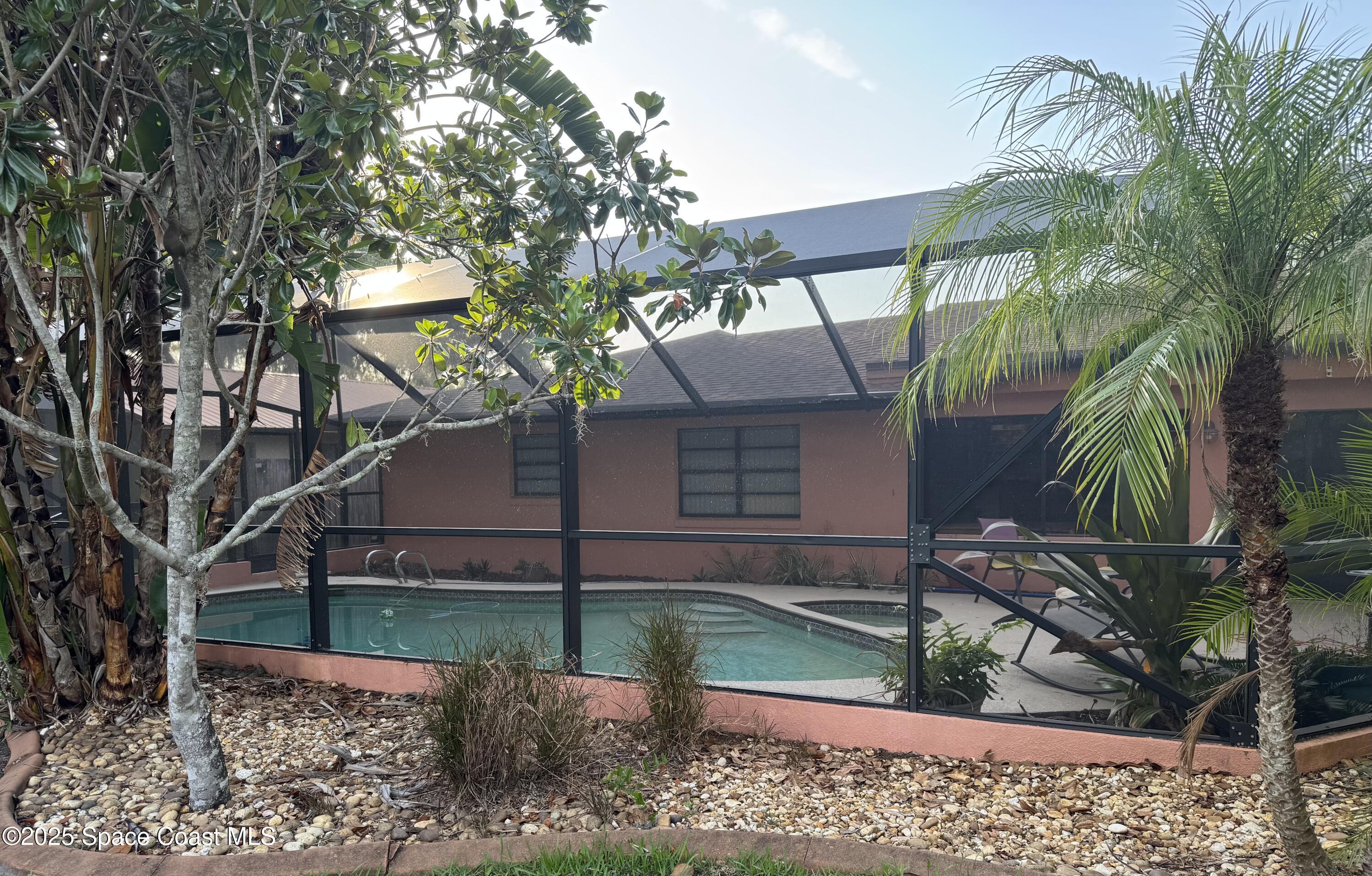 2075 King Richard Drive