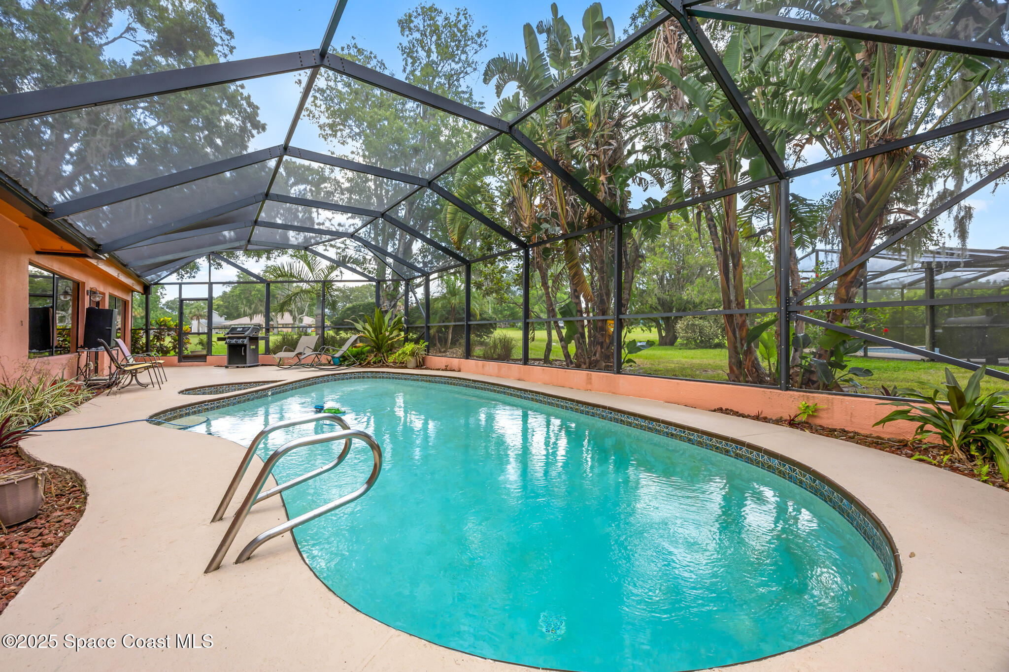2075 King Richard Drive