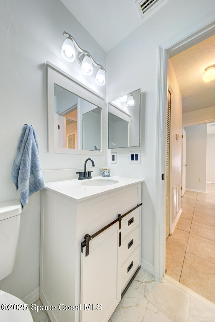 1222 Shady Pines Lane