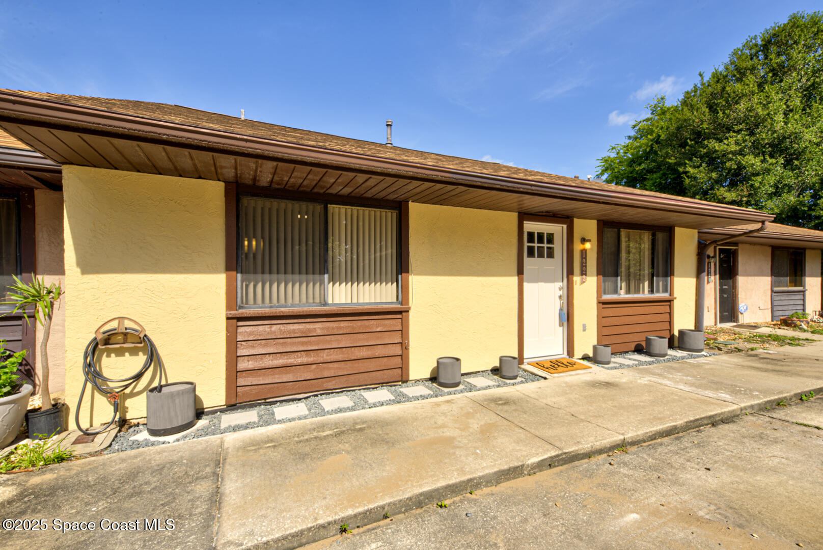 1222 Shady Pines Lane