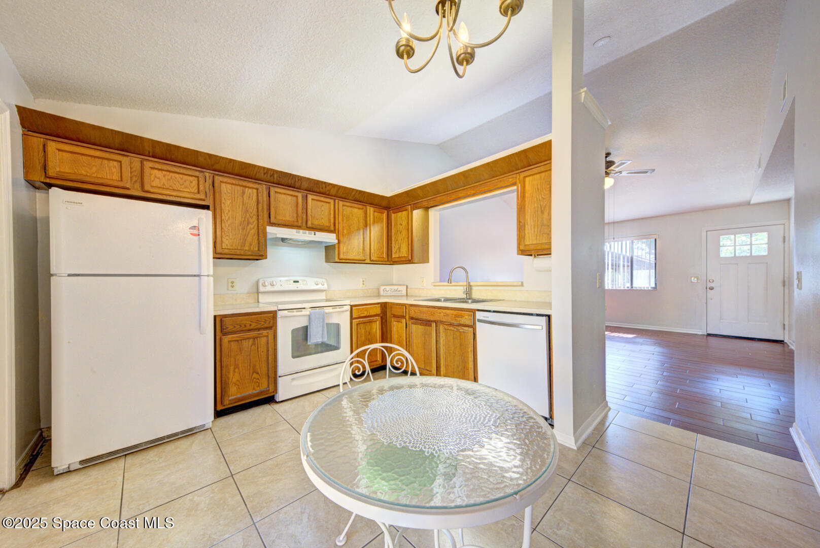 1222 Shady Pines Lane