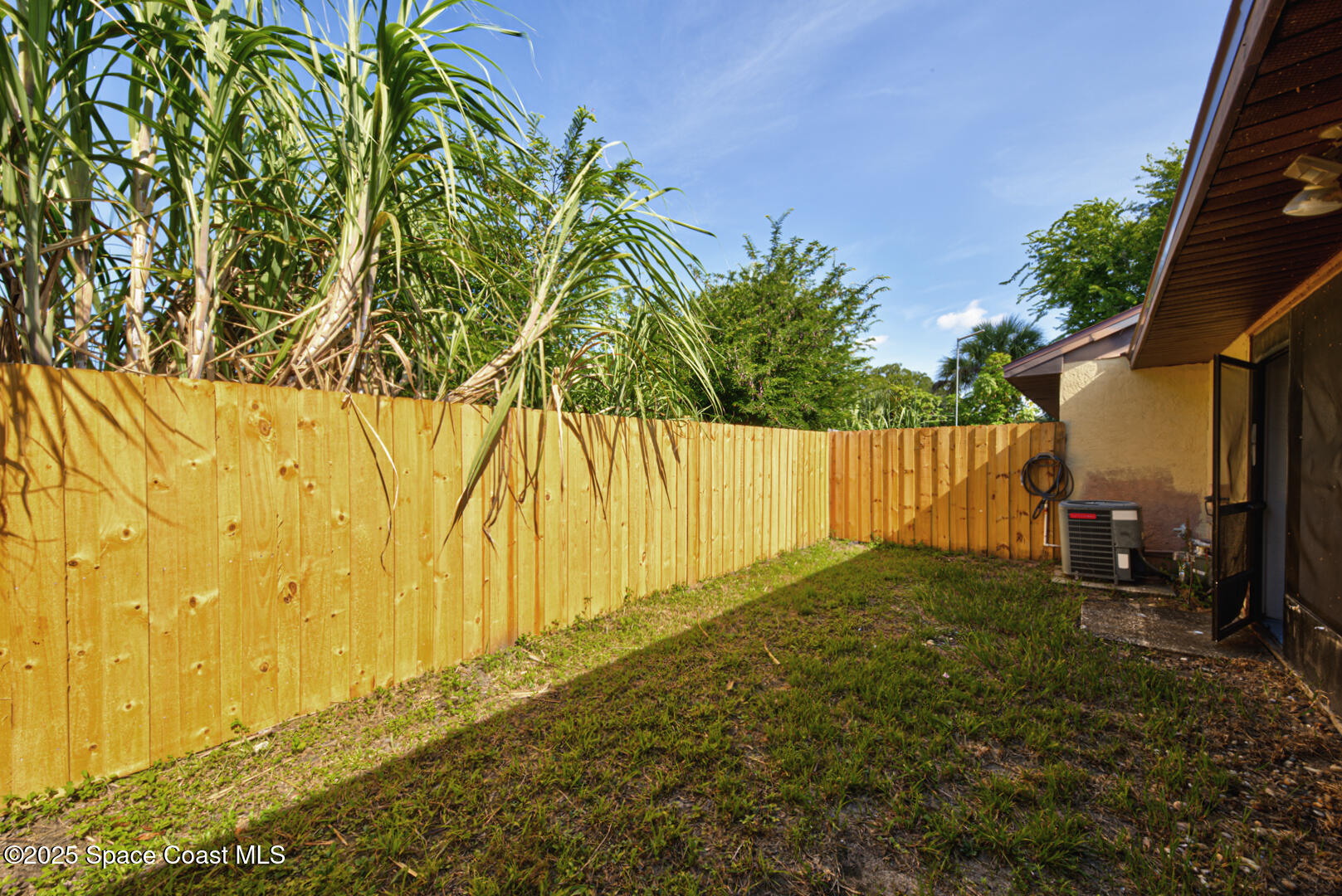 1222 Shady Pines Lane