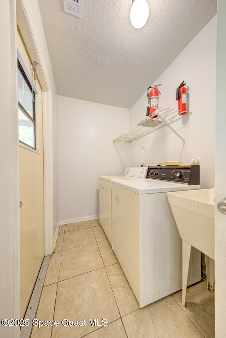 1222 Shady Pines Lane