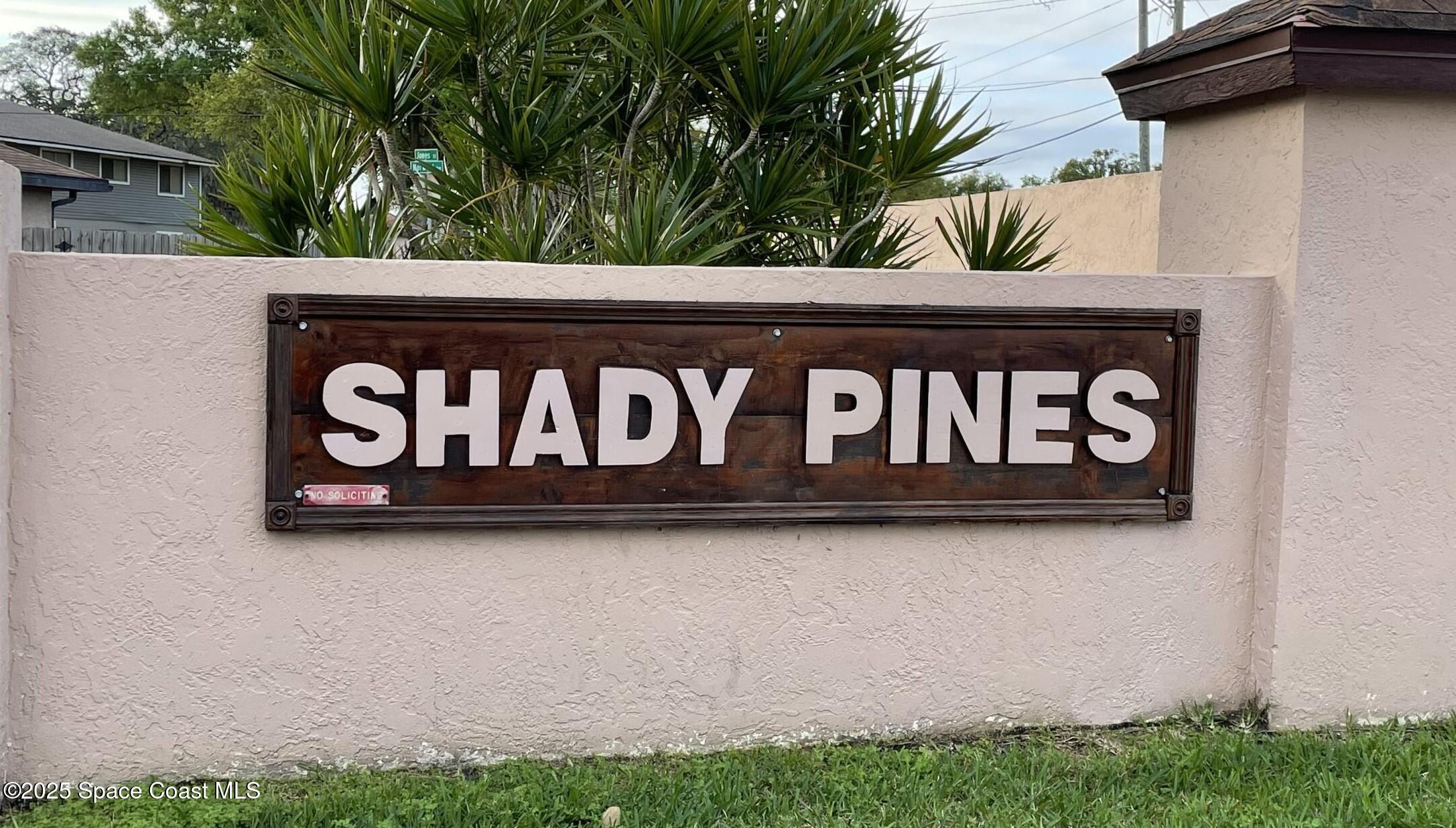 1222 Shady Pines Lane