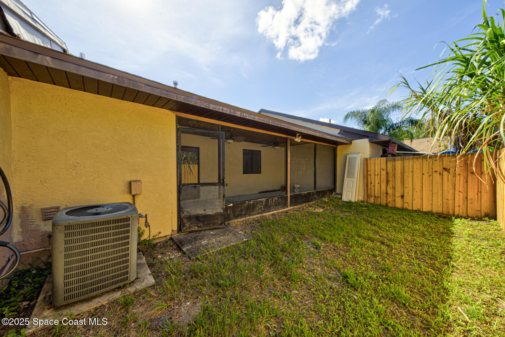 1222 Shady Pines Lane