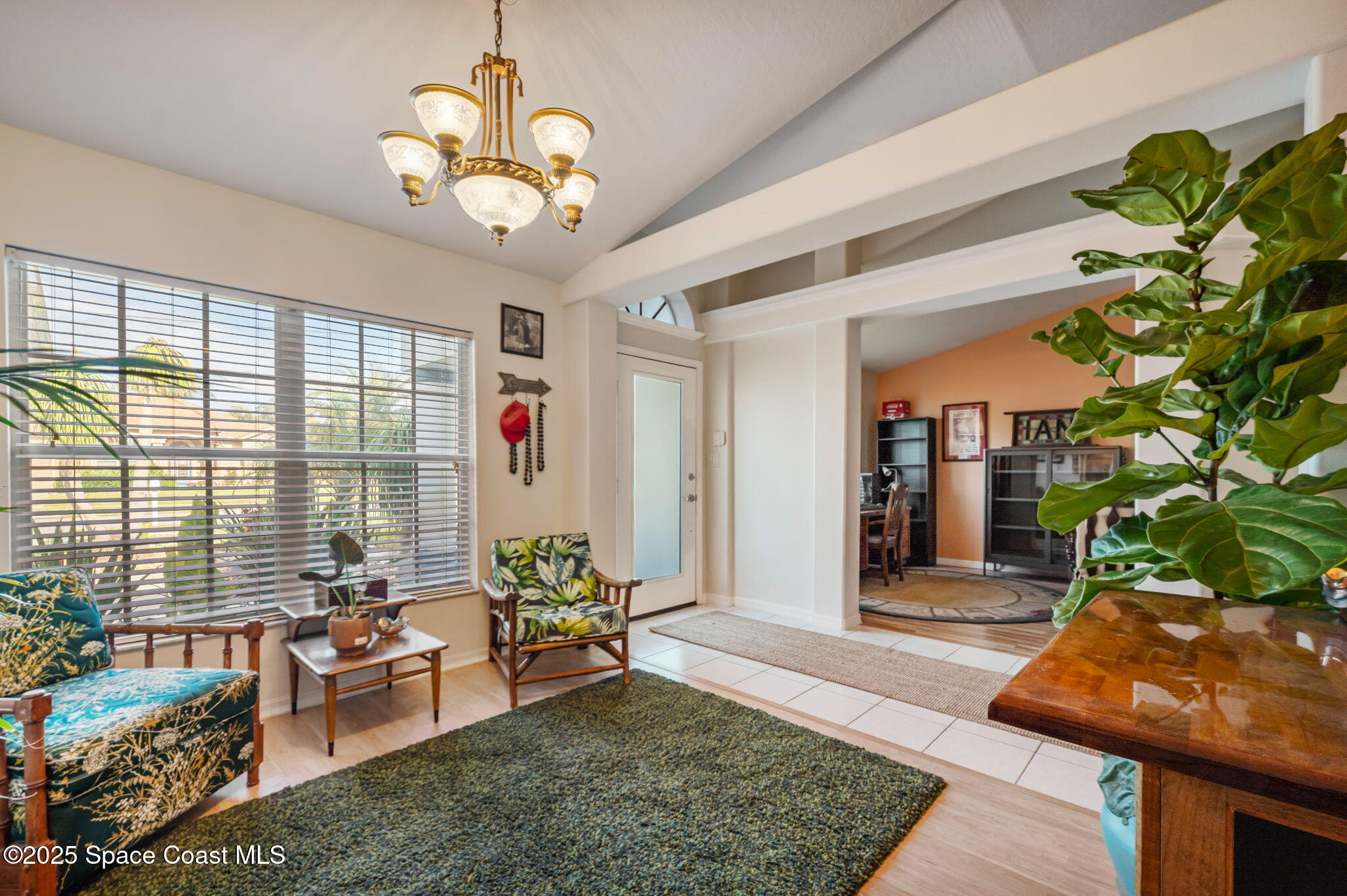 6784 Opal Avenue
