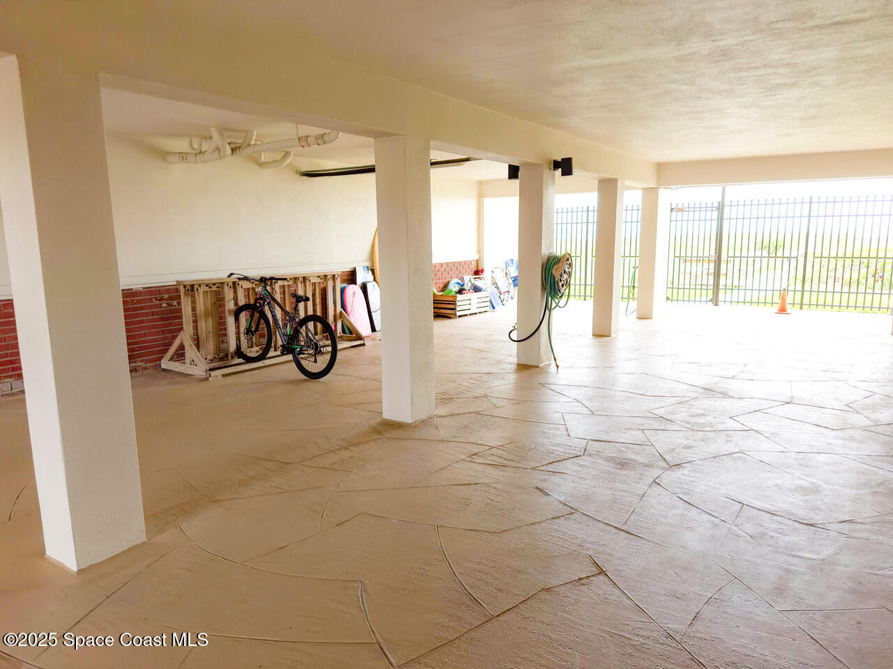 383 N Atlantic Avenue, 101