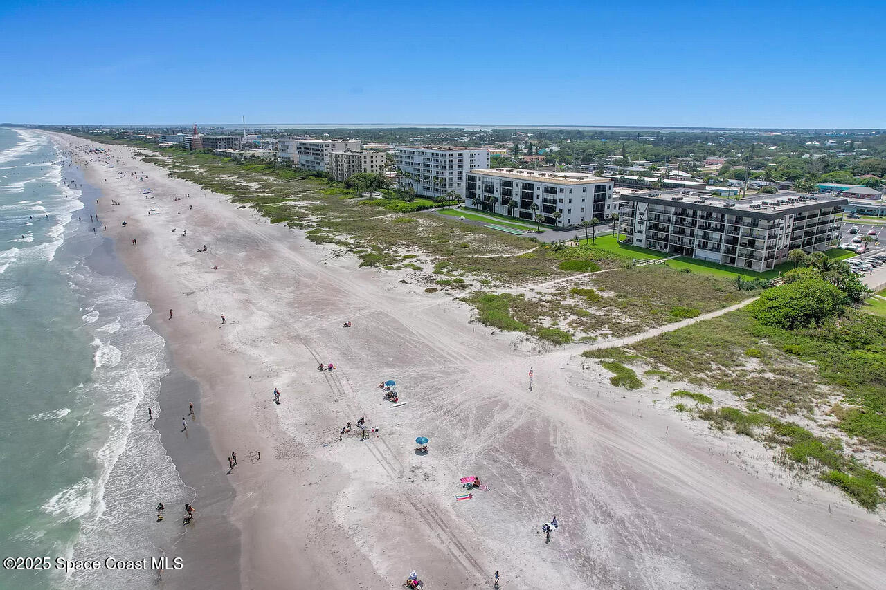 383 N Atlantic Avenue, 101