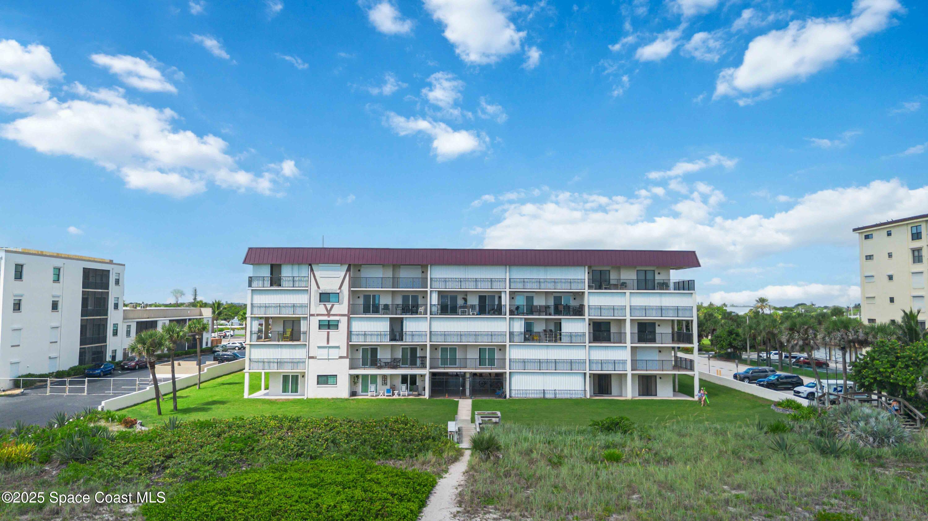 383 N Atlantic Avenue, 101