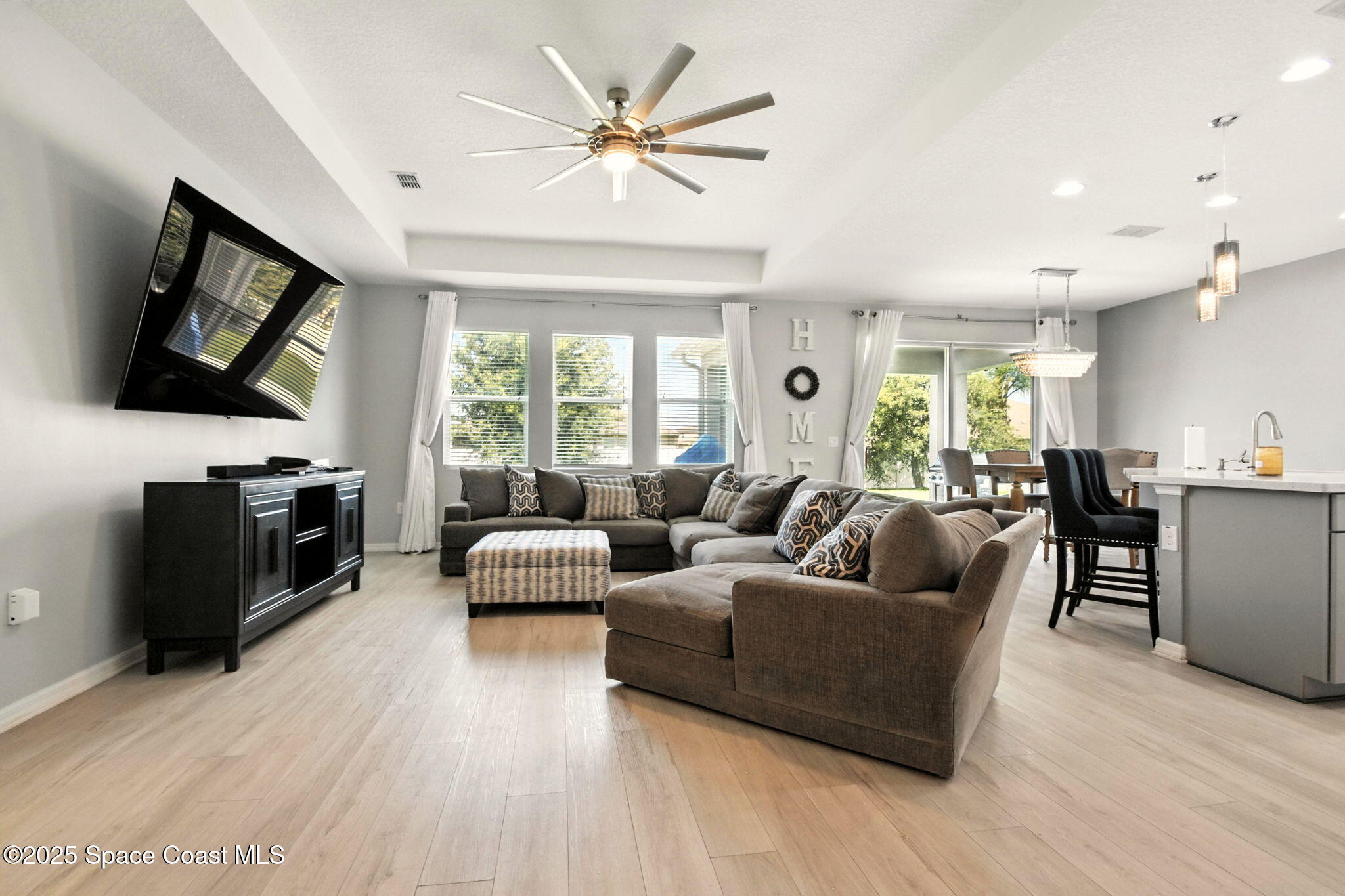 4176 Golden Willow Circle