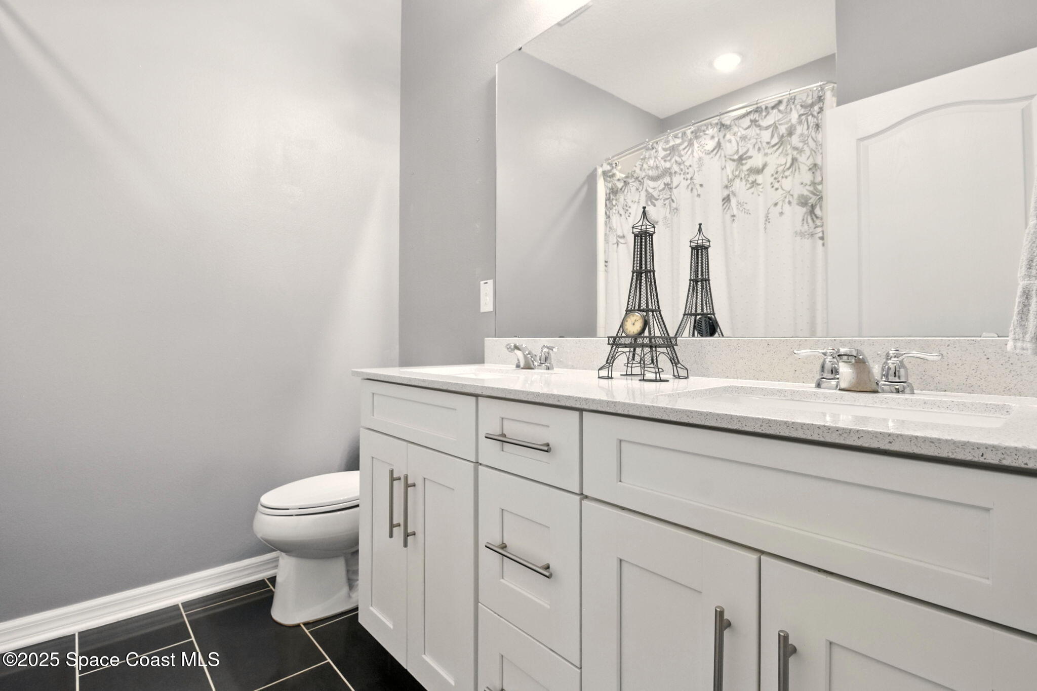 4176 Golden Willow Circle