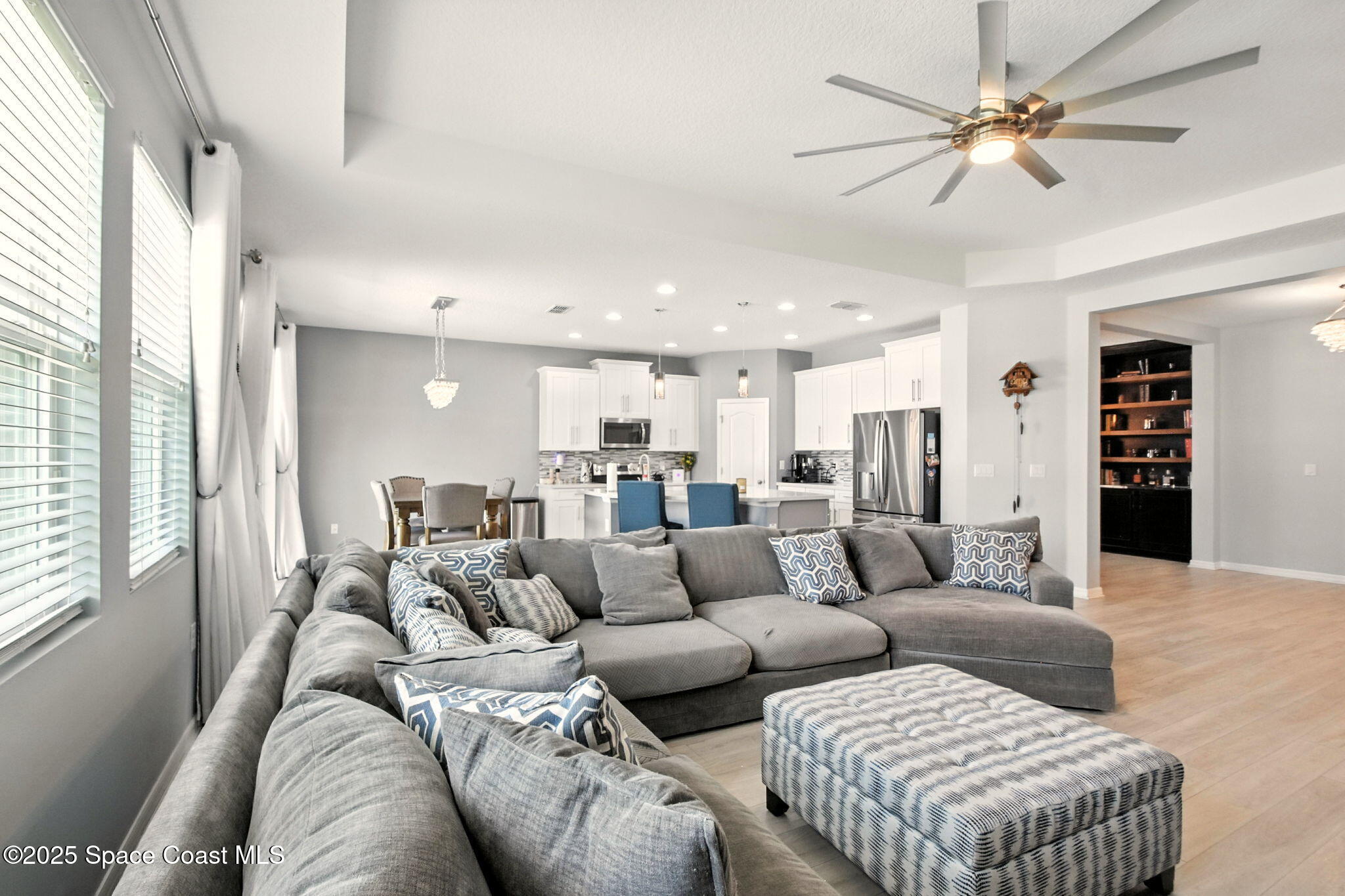 4176 Golden Willow Circle