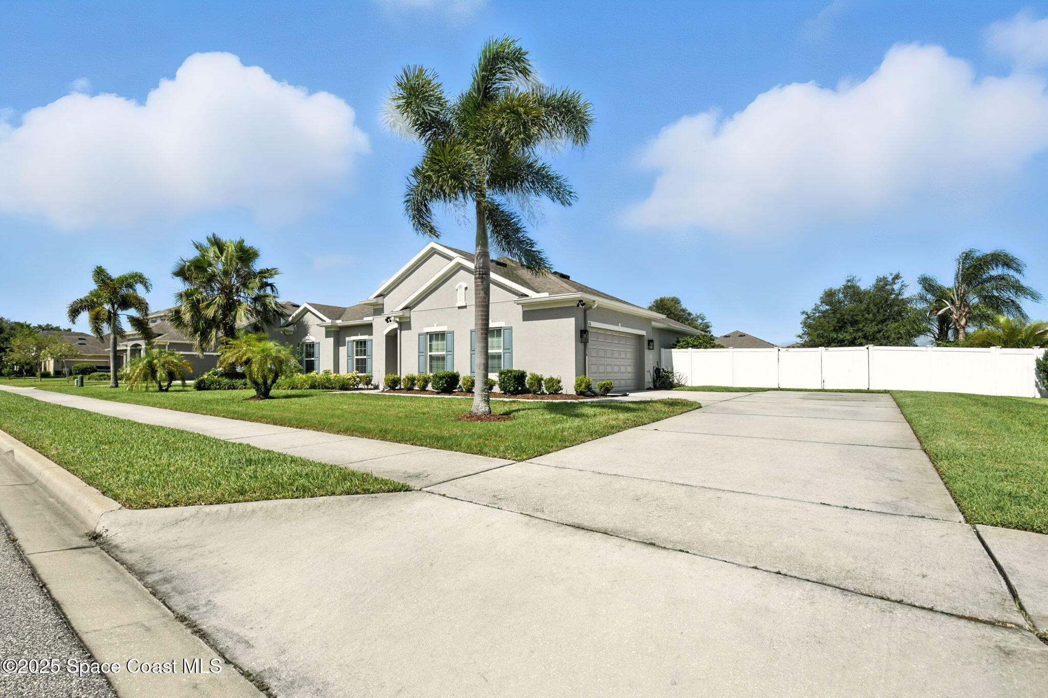 4176 Golden Willow Circle