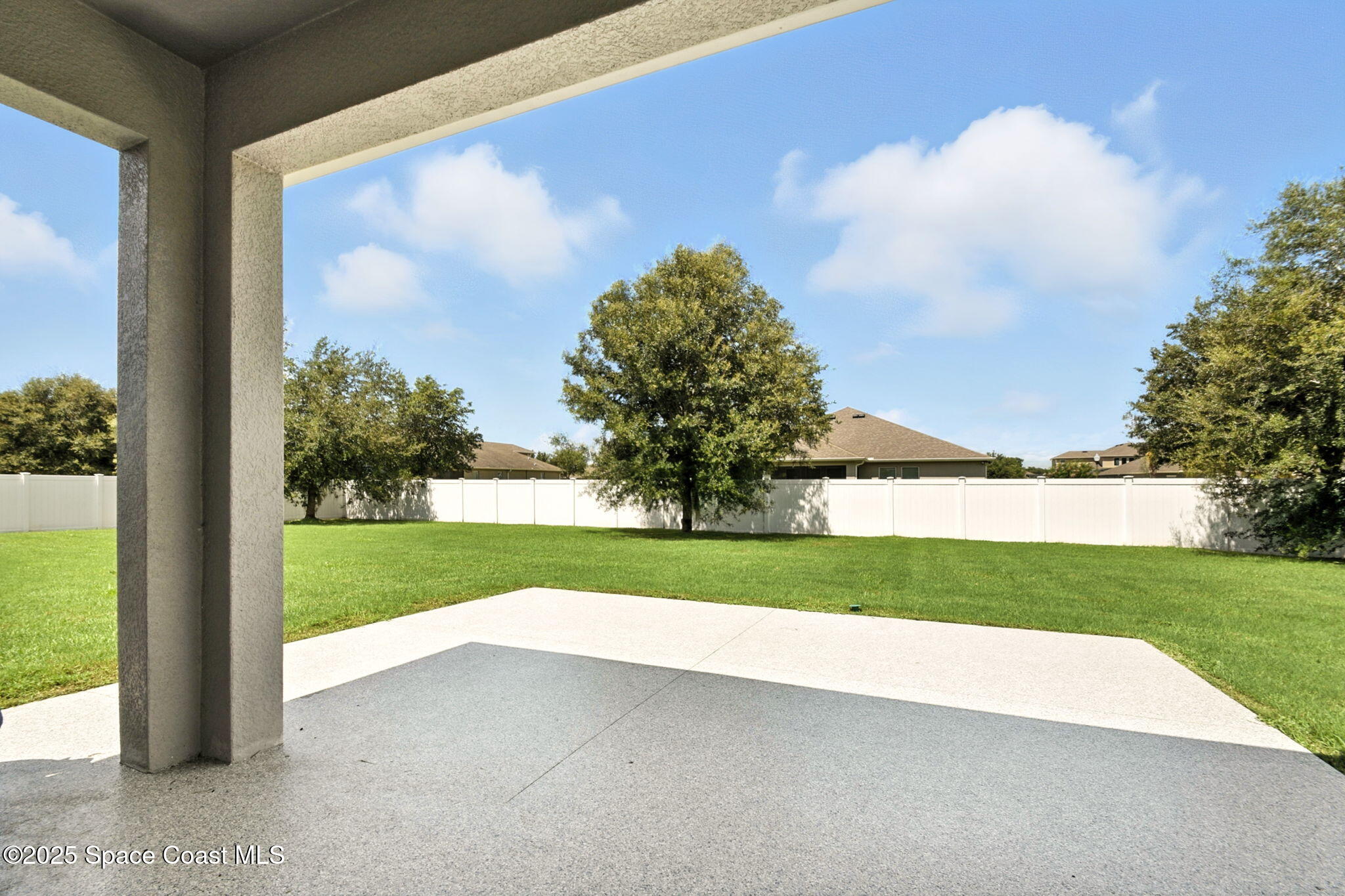 4176 Golden Willow Circle