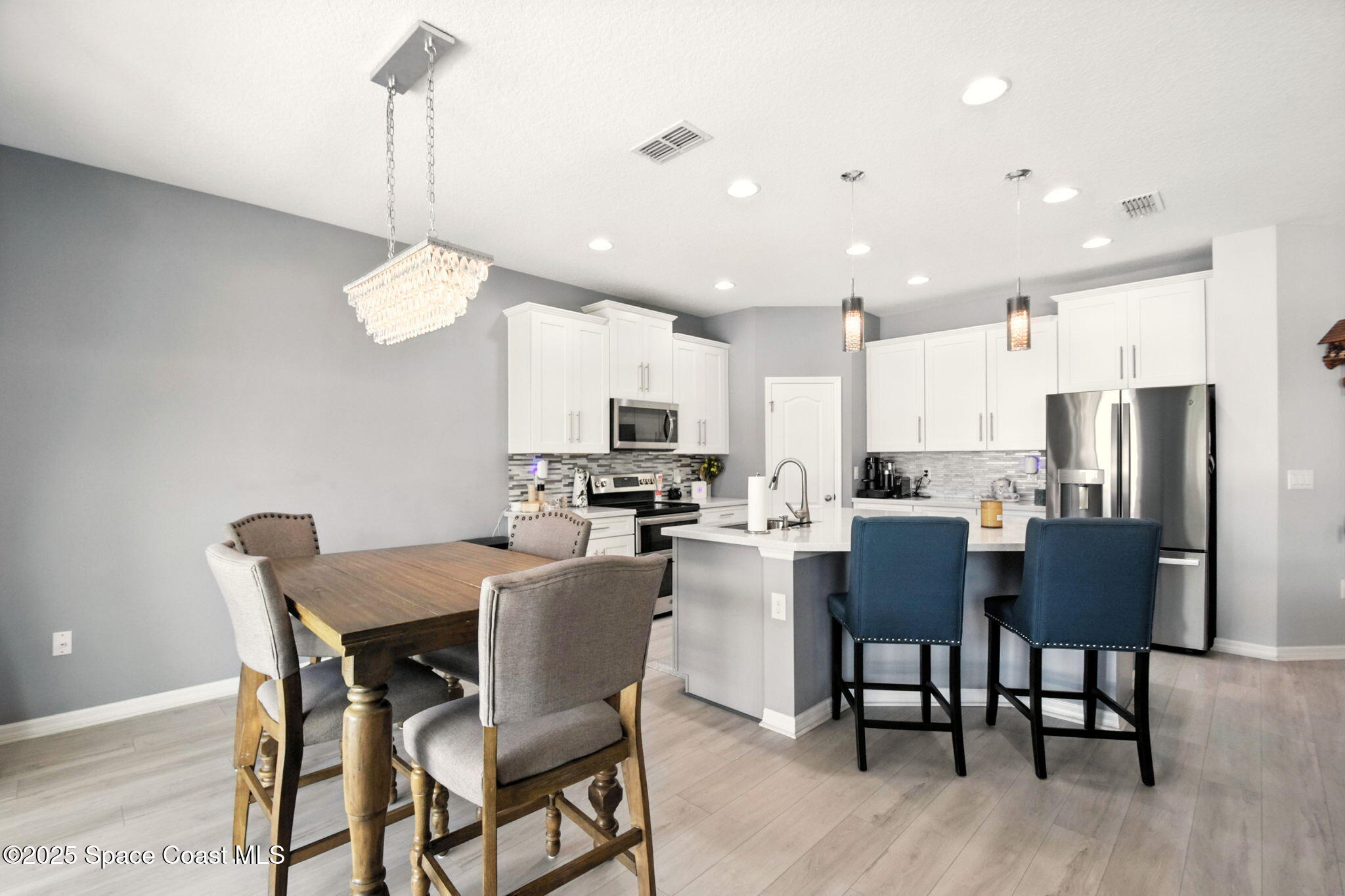 4176 Golden Willow Circle