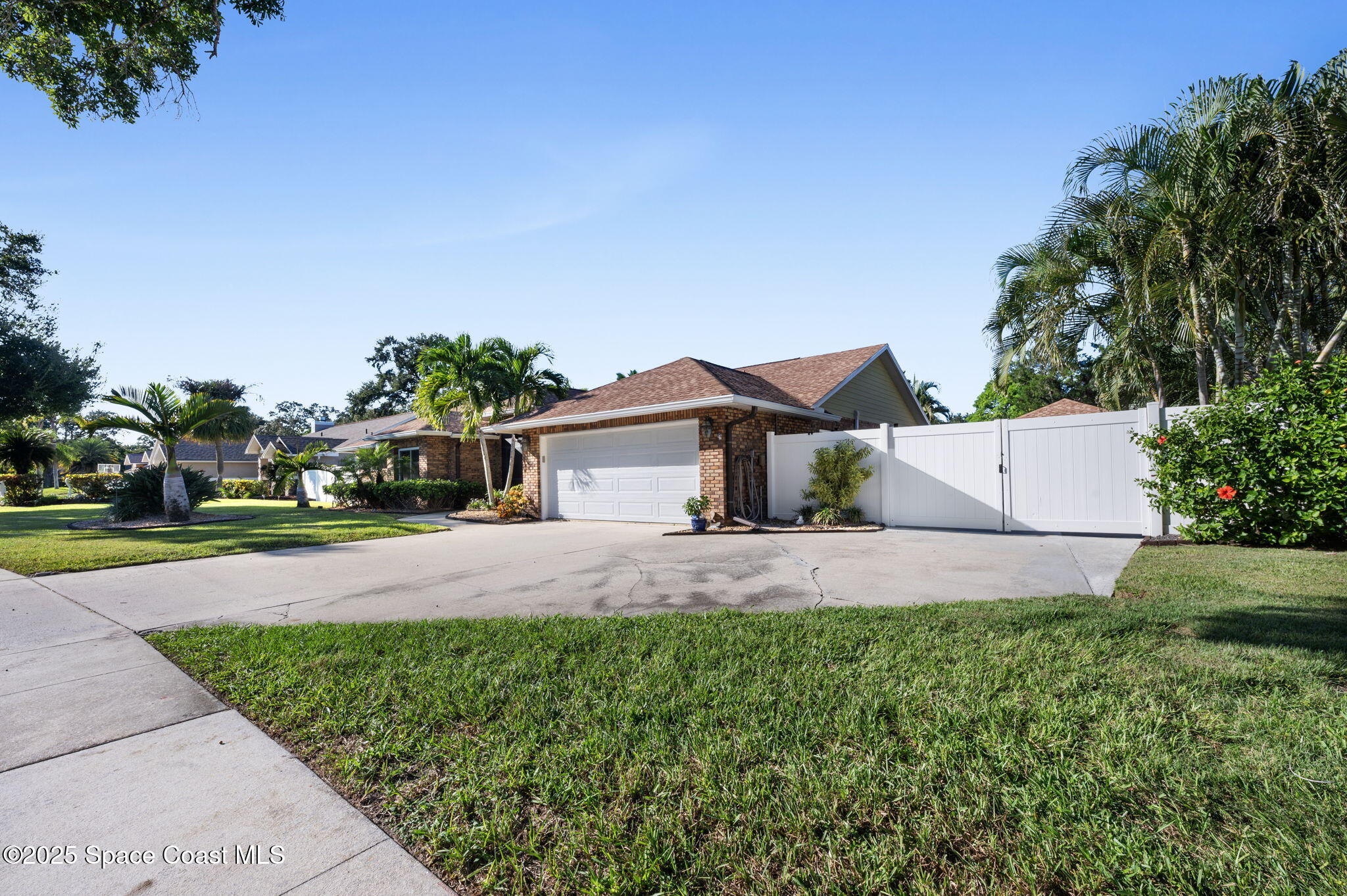 1215 Old Parsonage Drive