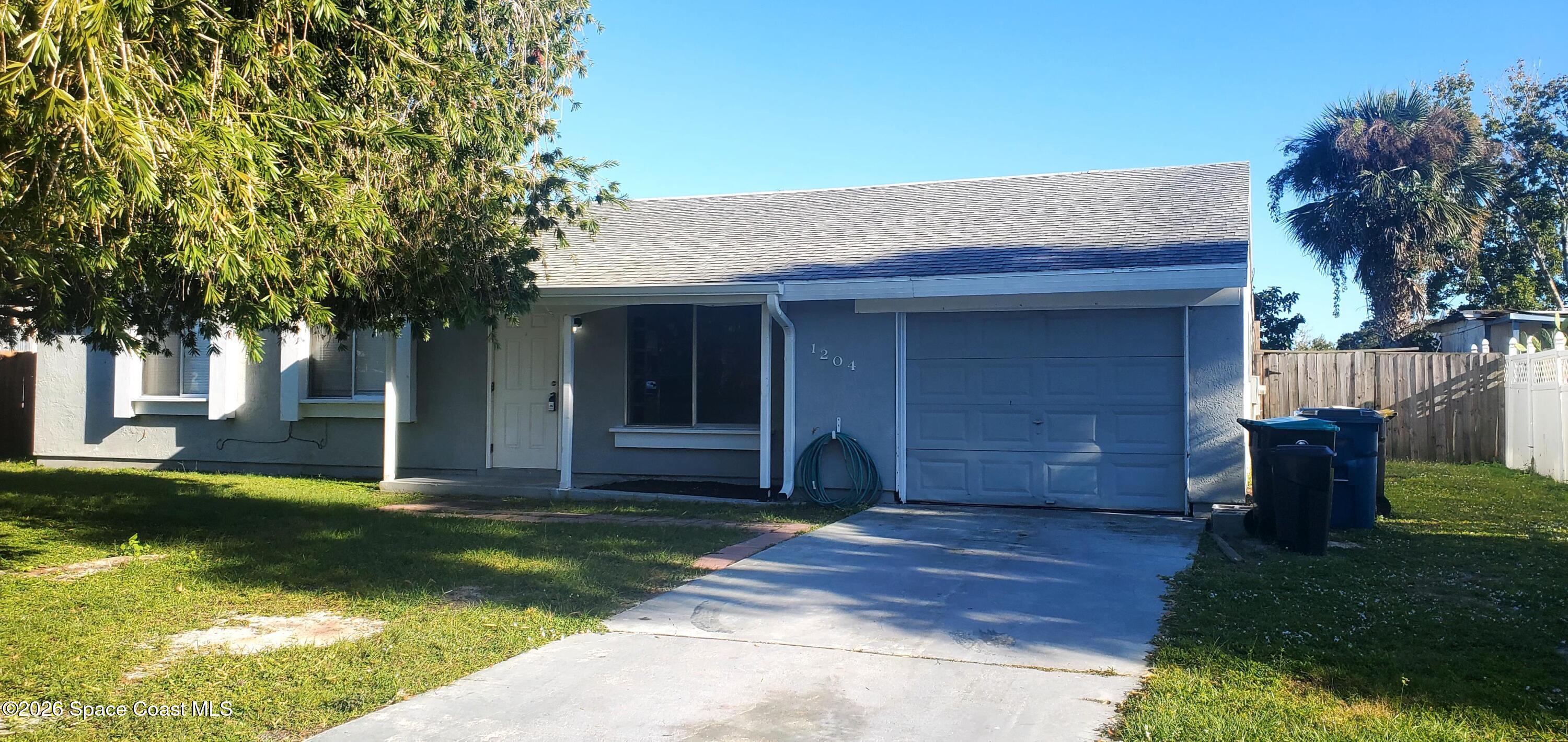1204 Linmoor Circle NE