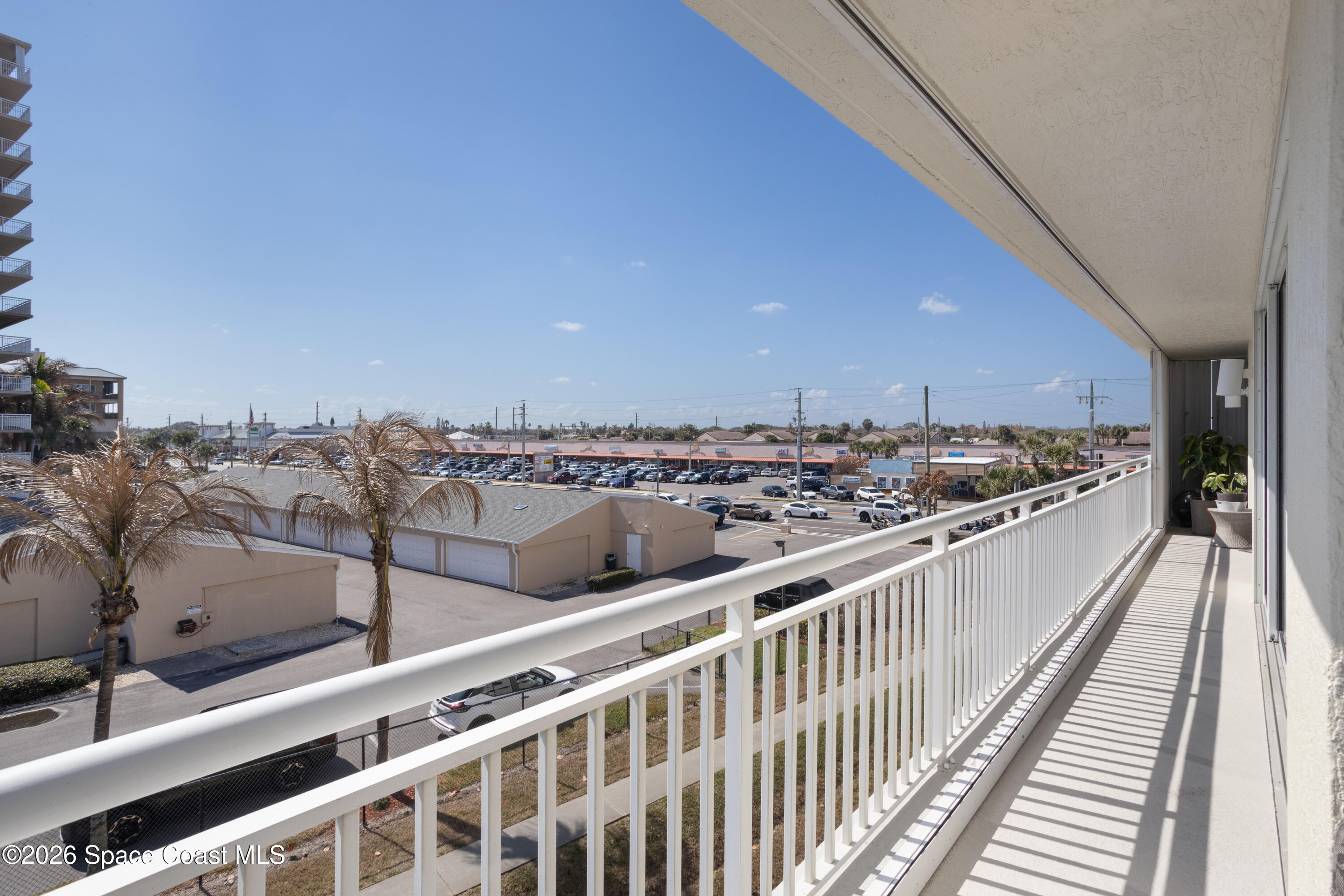 925 N Highway A1a 305
