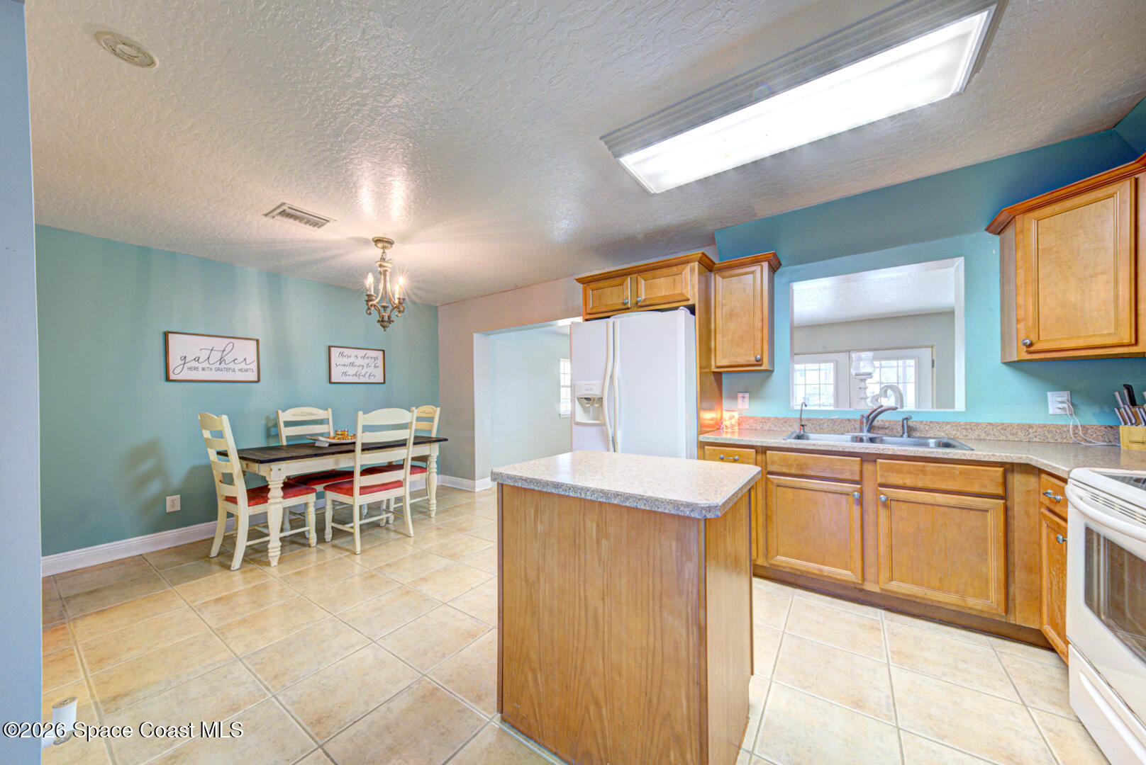 408 Addison Avenue NE