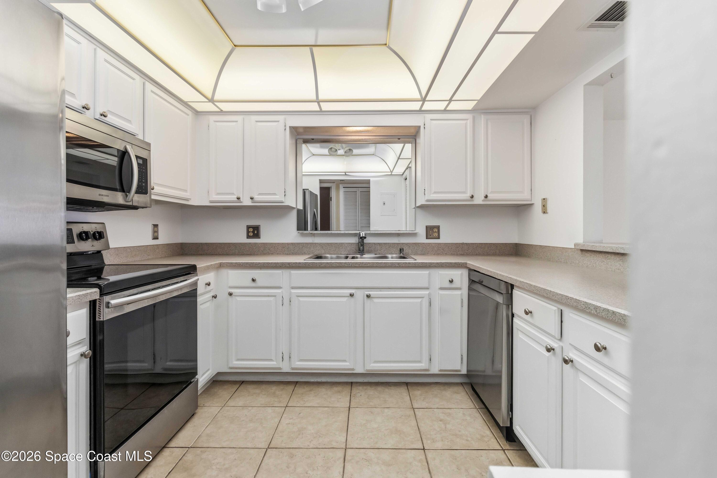 190 Escambia Lane 403