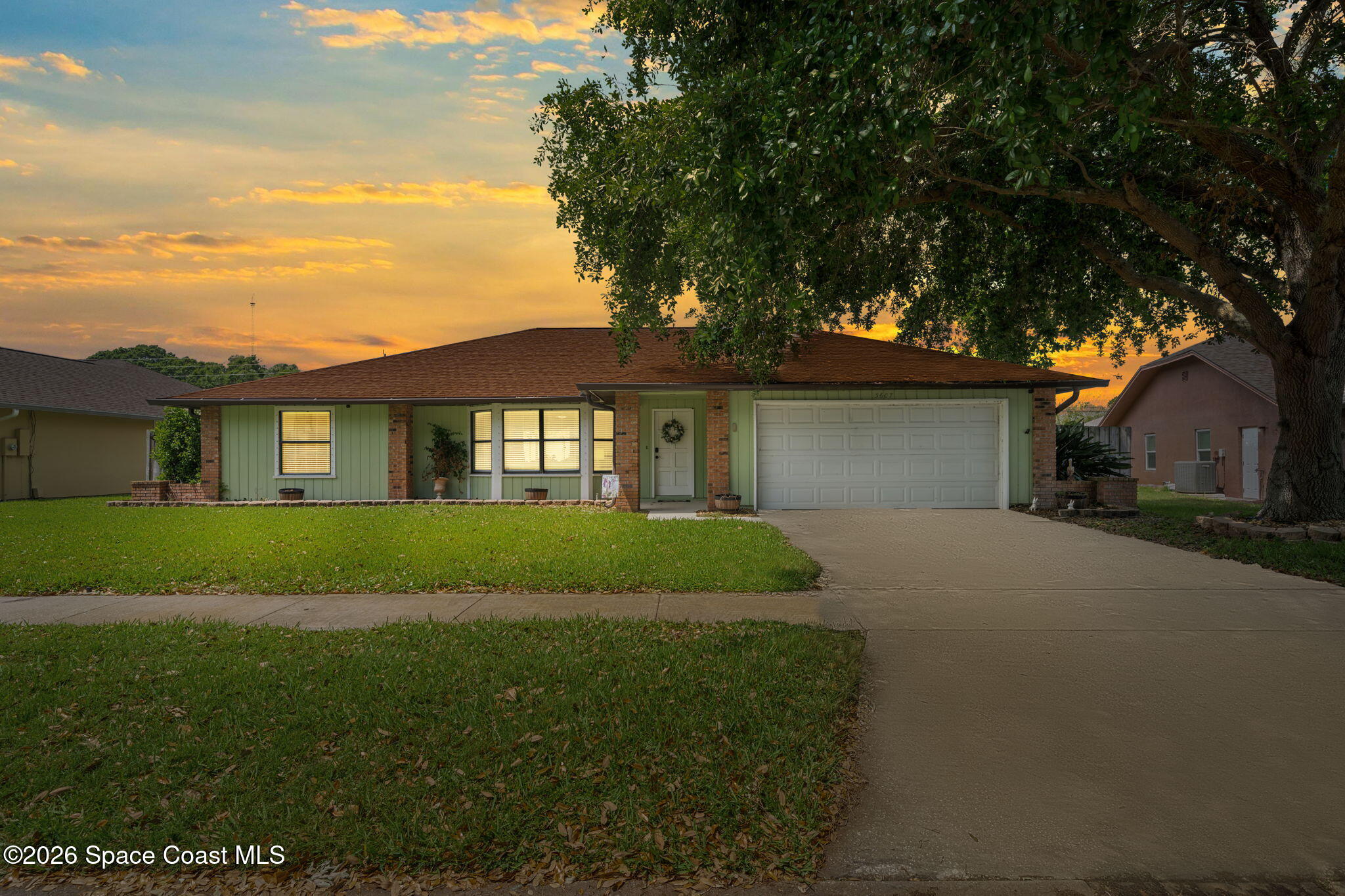 3607 Whisperwood Circle