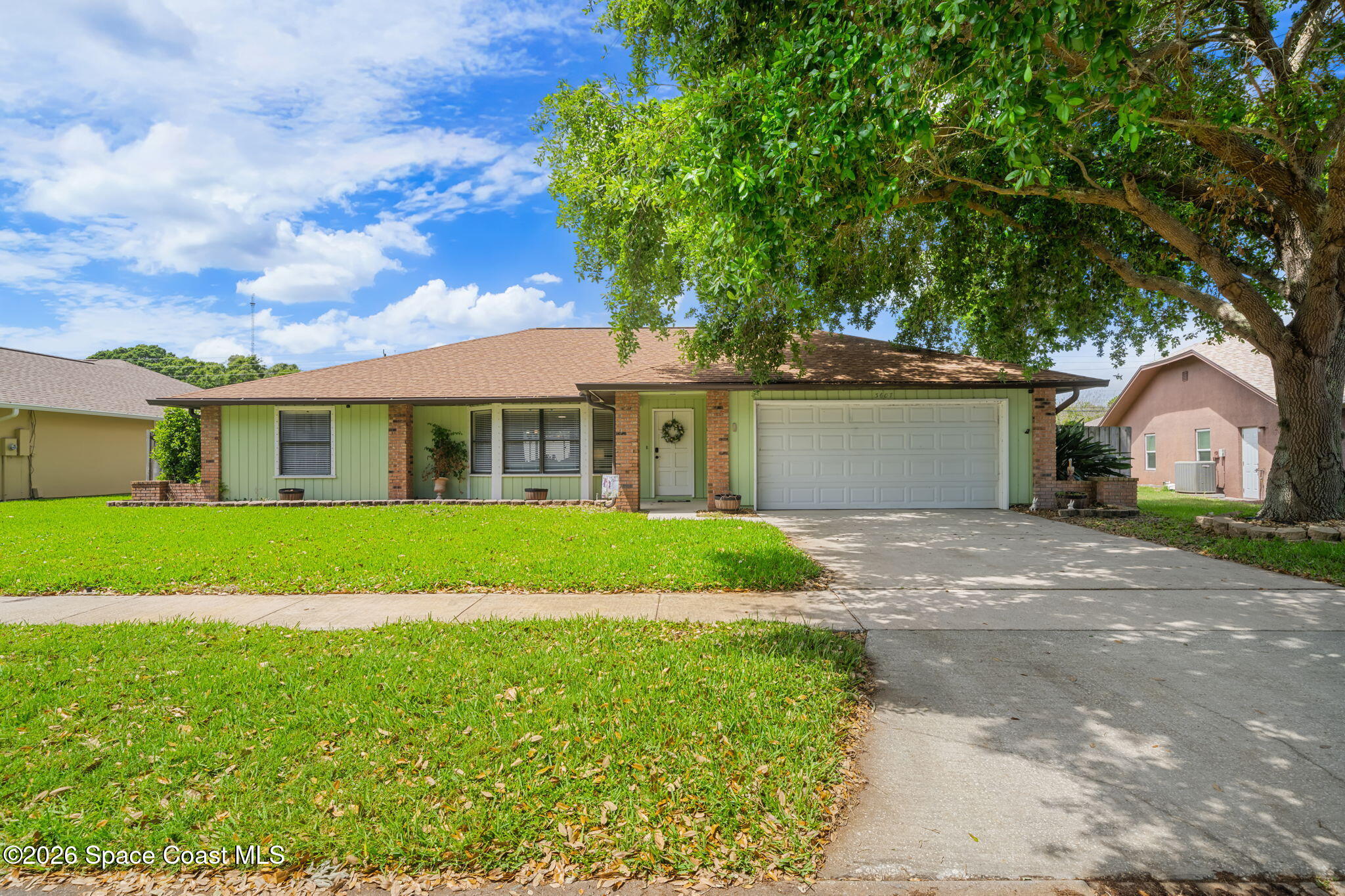3607 Whisperwood Circle