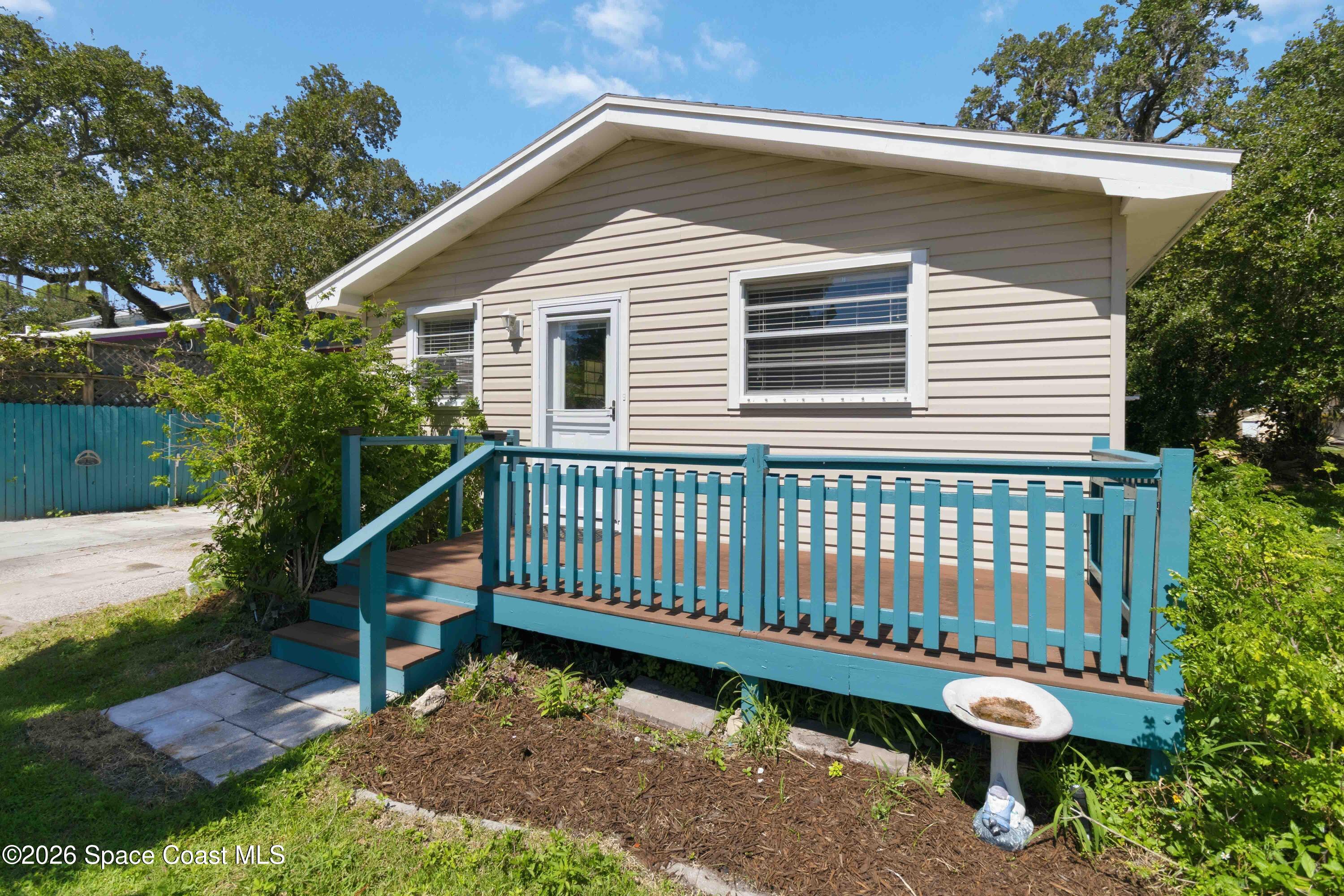 725 Teal Street